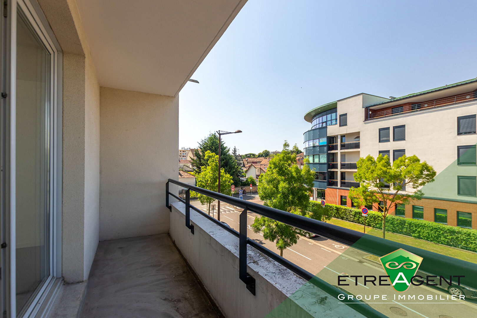 Photo Appartement 3 pièces 67m² + balcon + parking image 4/6