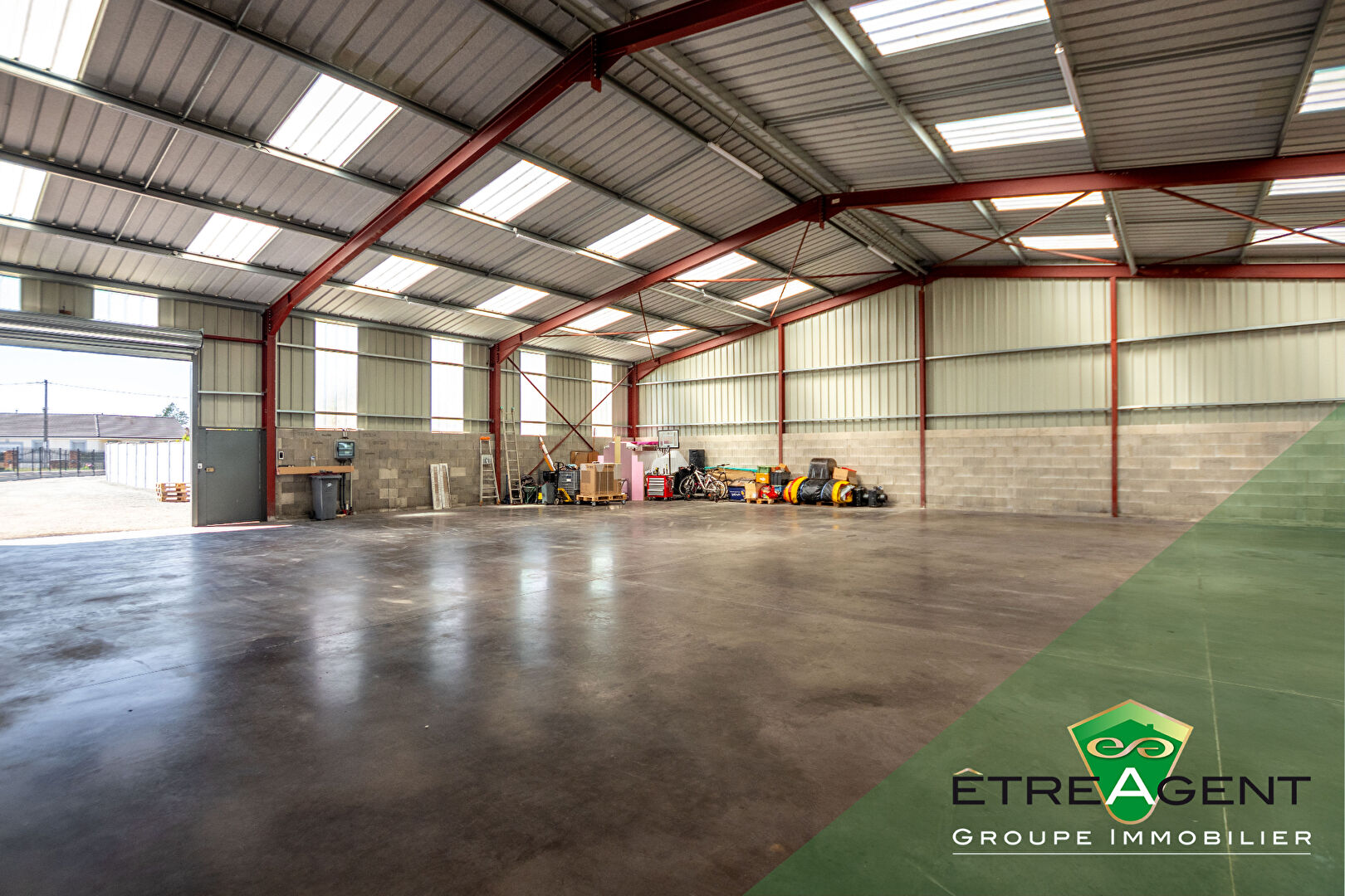Photo Location bâtiment à usage de stockage BUREY - 375m² image 4/6
