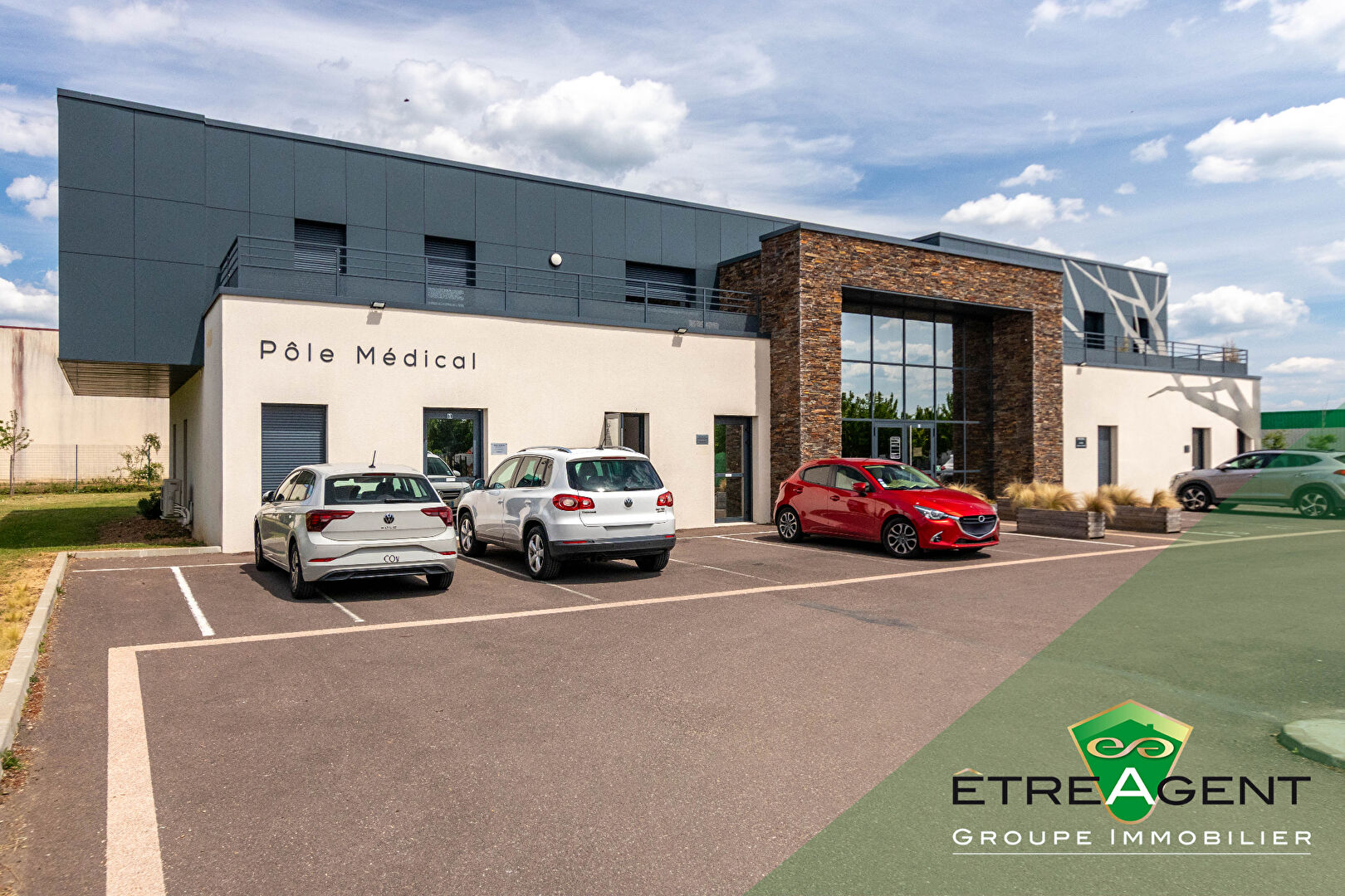 Immeuble de rapport - Pôle Médical GUICHAINVILLE - 599 m² - 8 unités indépendantes