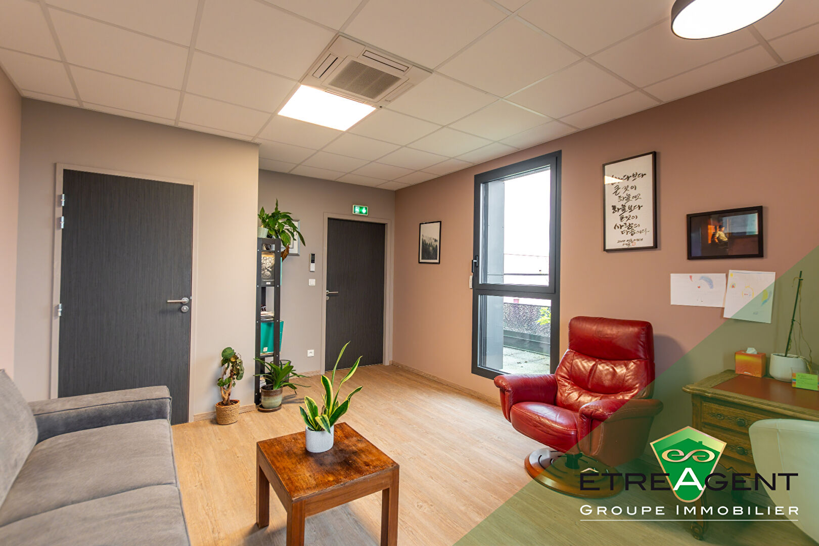 Photo Immeuble de rapport - Pôle Médical GUICHAINVILLE - 599 m² - 8 unités indépendantes image 5/6