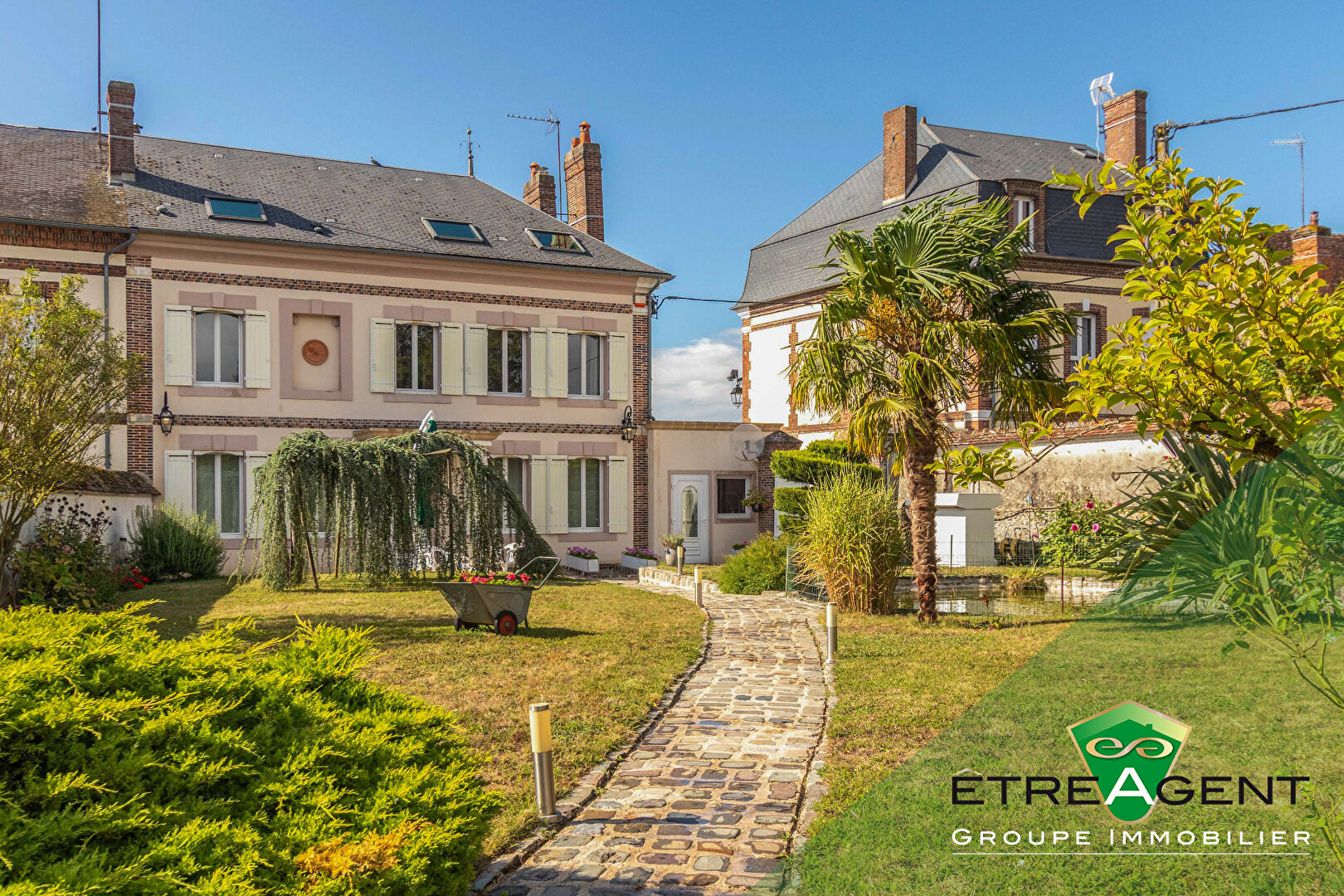 Maison LA NEUVE LYRE - 170 m² - 3 chambres