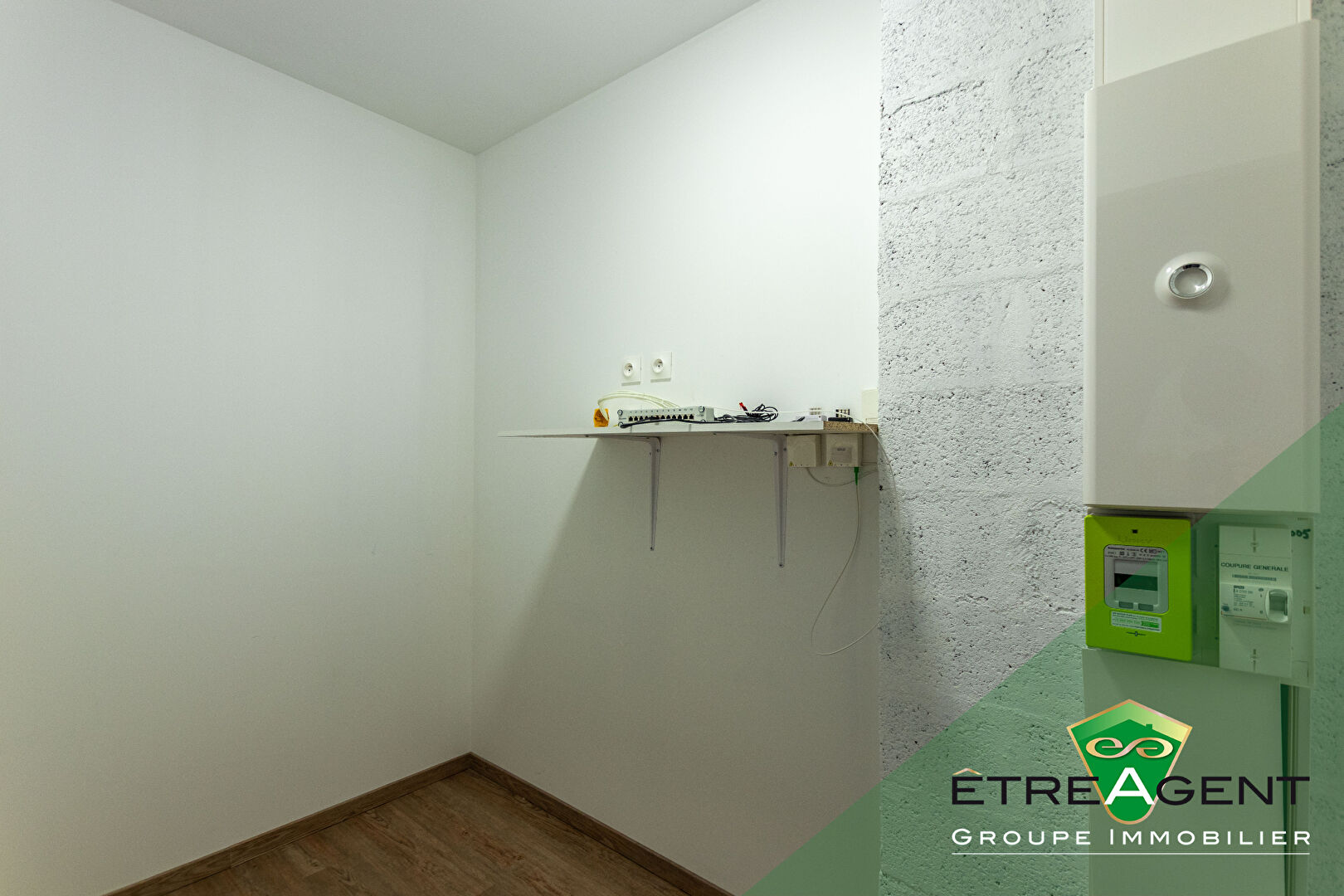 Photo Local Commercial 42 m² en Zone Franche image 5/6