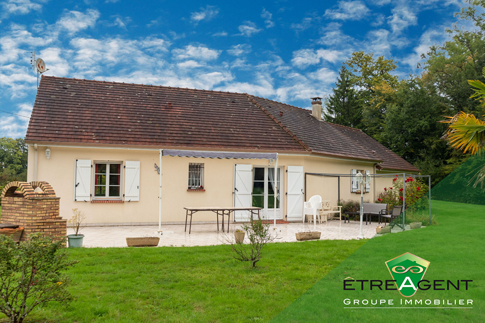 Photo Maison LONGNY-LES-VILLAGES - 102 m² - 2 chambres image 1/6