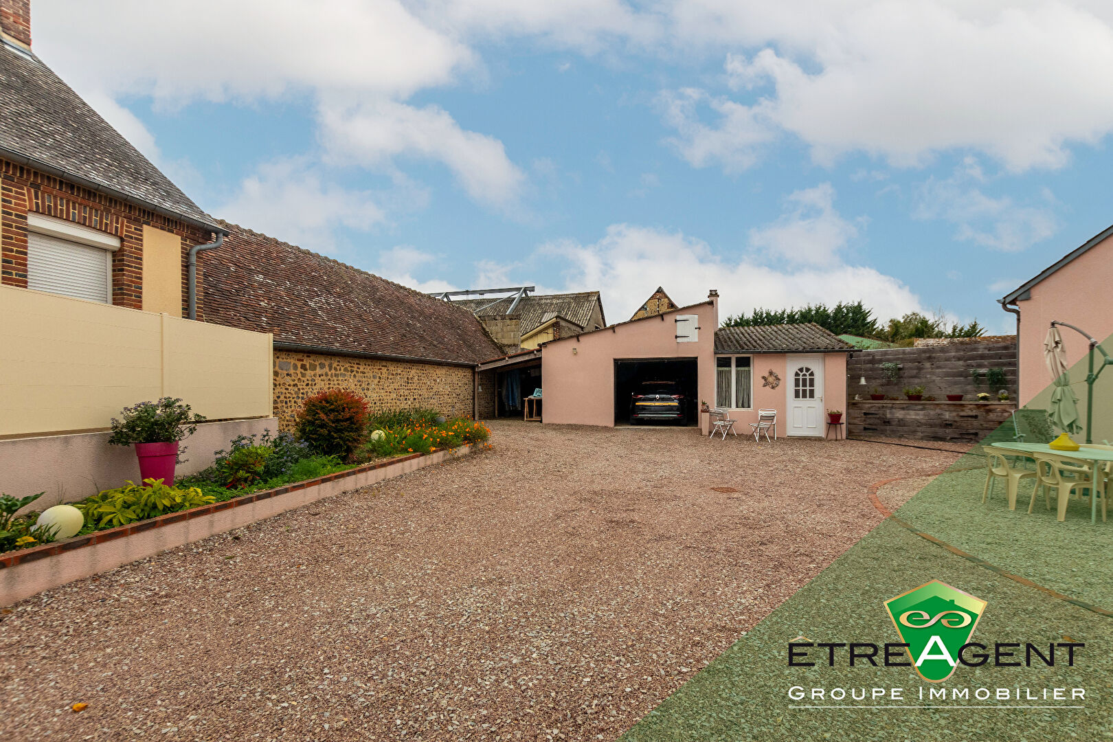 Photo Maison CHANDAI - 160 m² - 4 chambres image 2/6