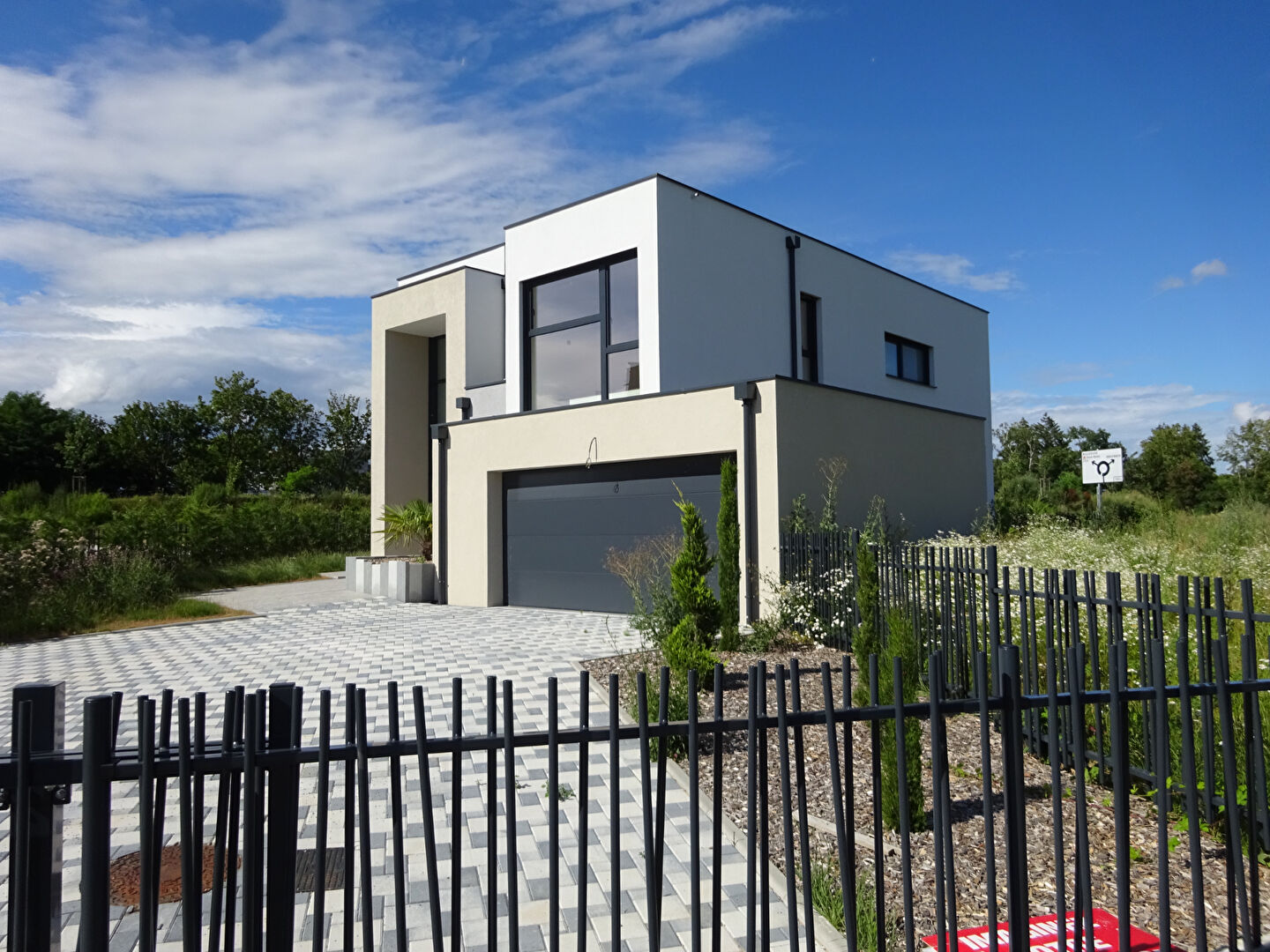 Agence immobilière de ETUDE HOENNER IMMOBILIER Riedisheim - ETUDE HOENNER IMMOBILIER