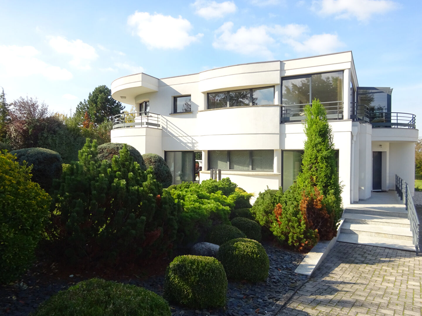 Photo Maison Pfastatt 7 pièce(s) 320 m2 image 1/6