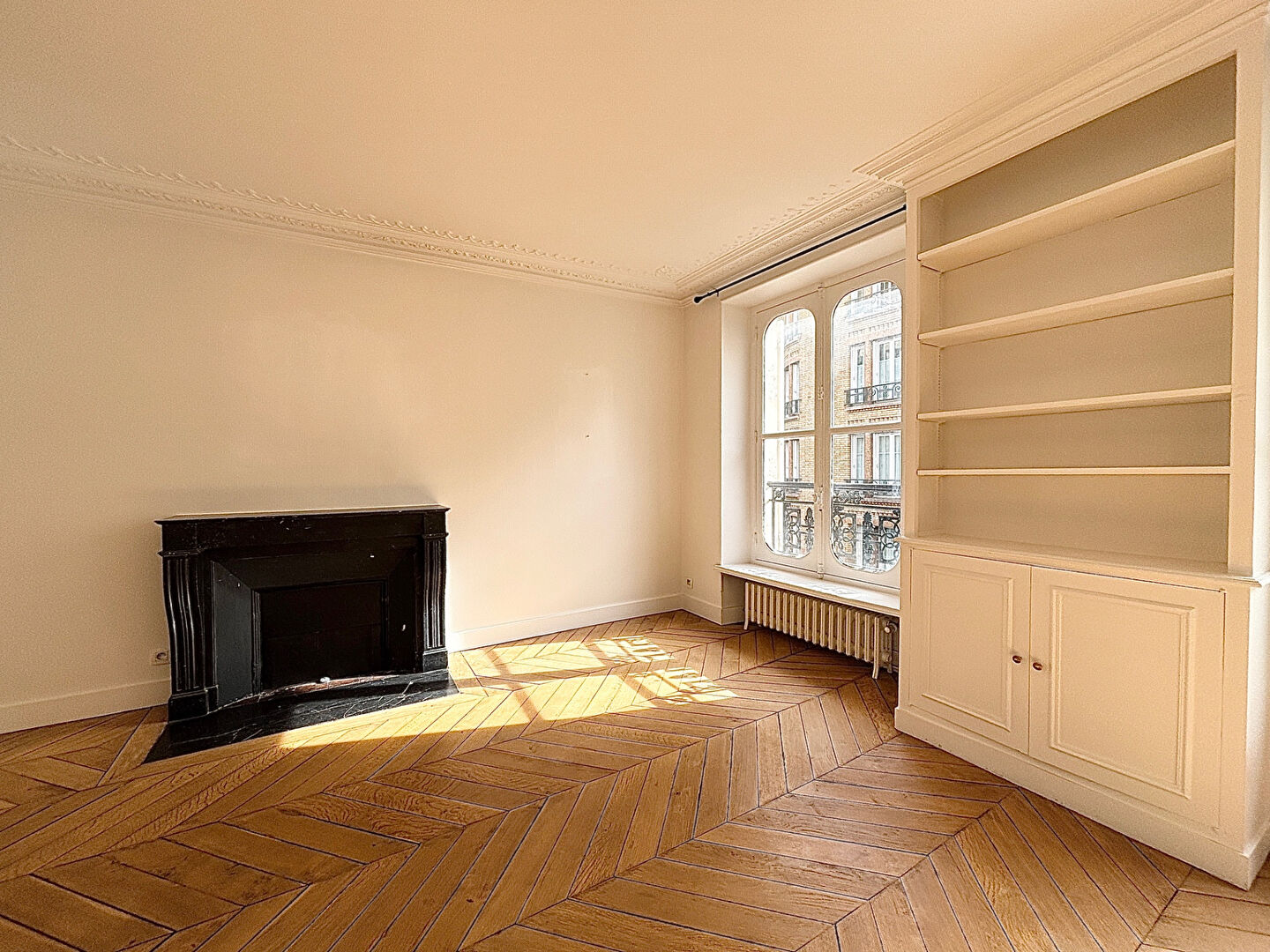 Appartement Paris 4 pièce(s) 88.16 m2