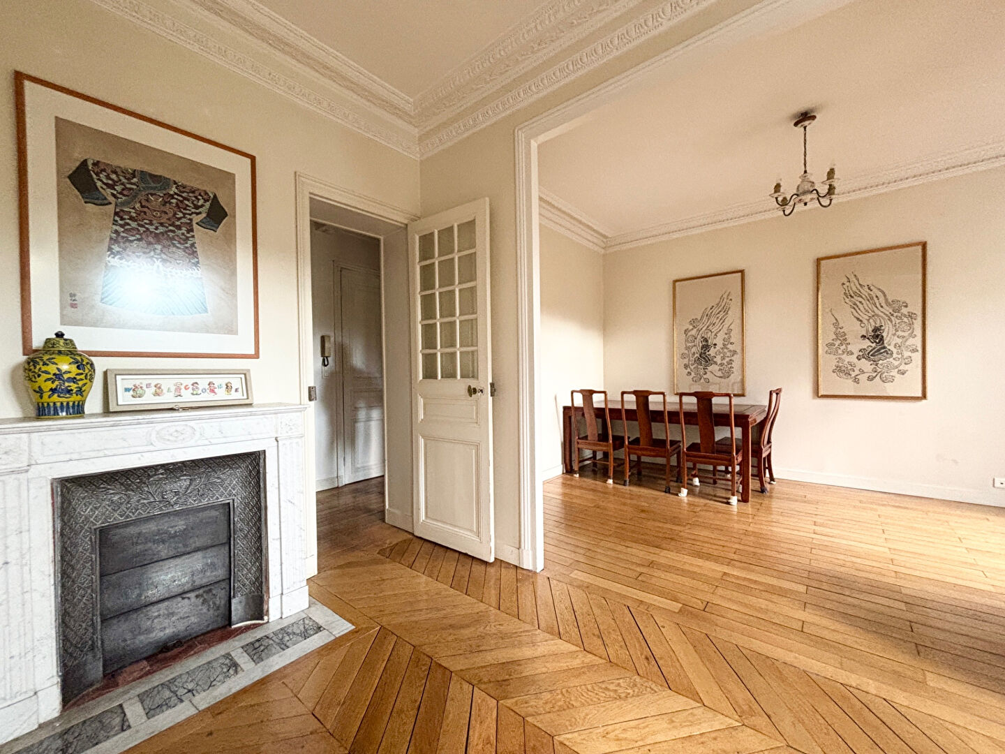 Photo appartement familial dans immeuble Pierre de Taille image 3/6