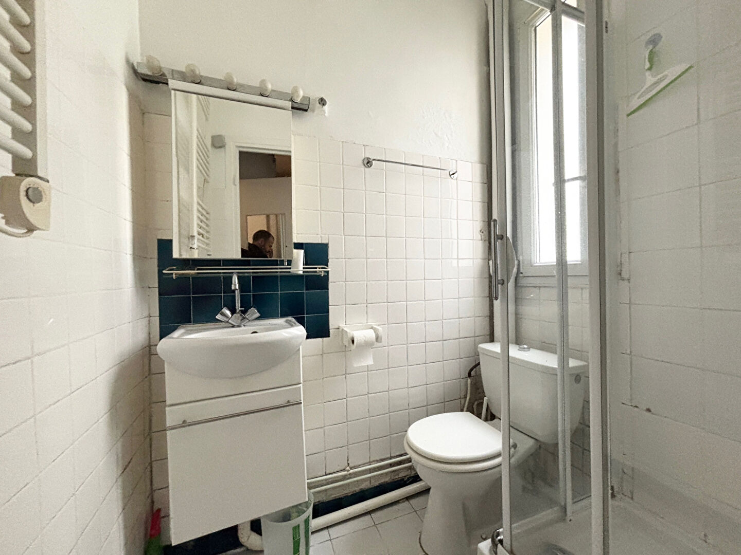 Photo Charmante studette au calme image 3/3