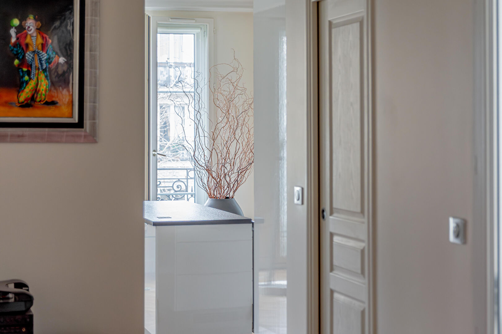 Photo Elégant appartement dans bel immeuble pierre de taille image 2/6