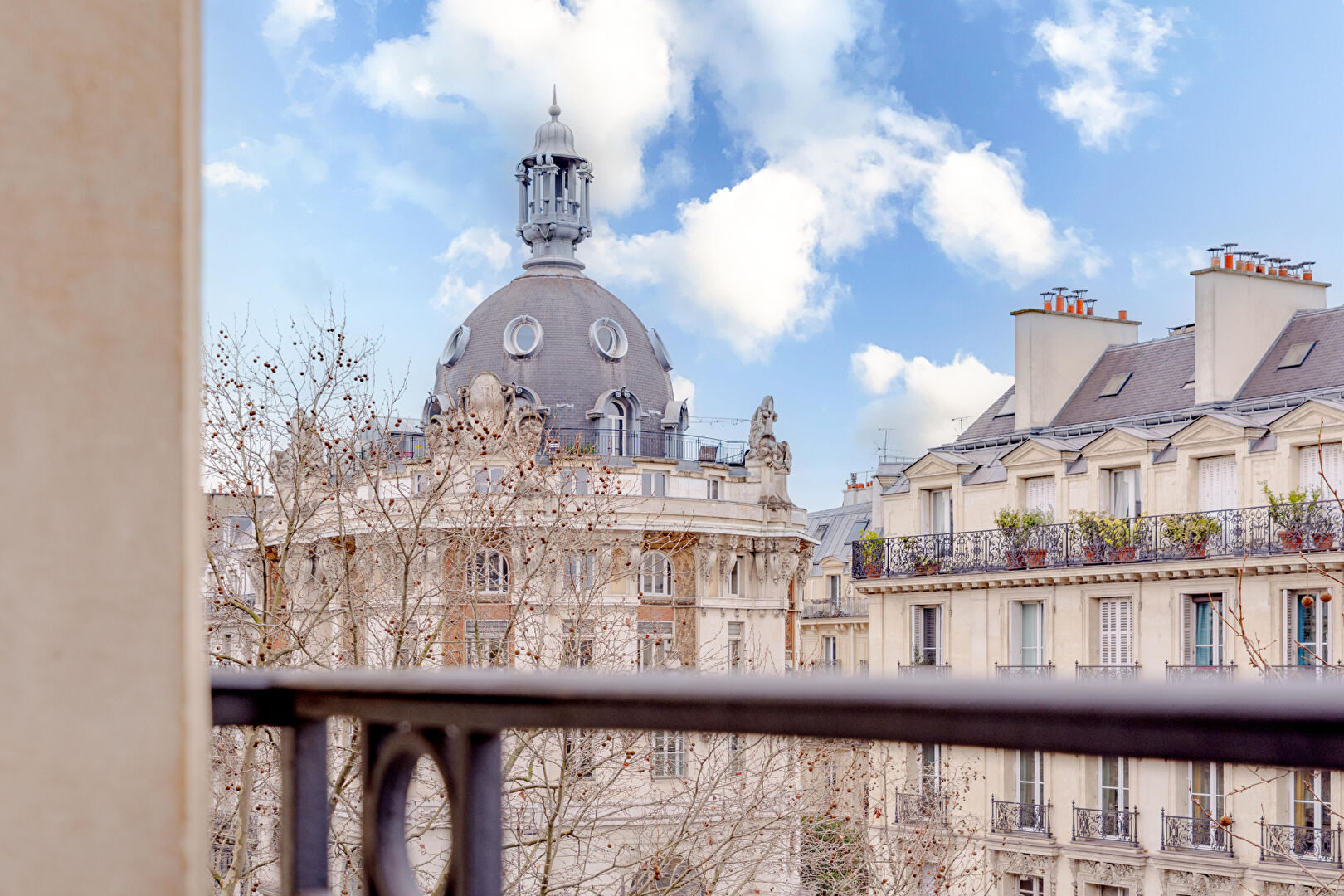 Photo Elégant appartement dans bel immeuble pierre de taille image 5/6