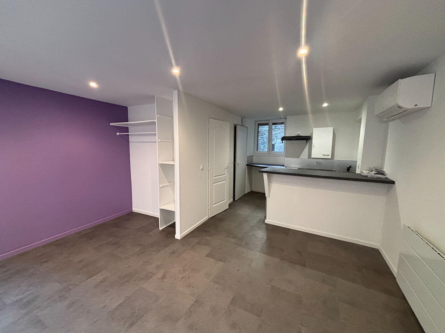 À VENDRE ? DOUE-LA-FONTAINE ? IMMEUBLE DE RAPPORT RÉNOVÉ