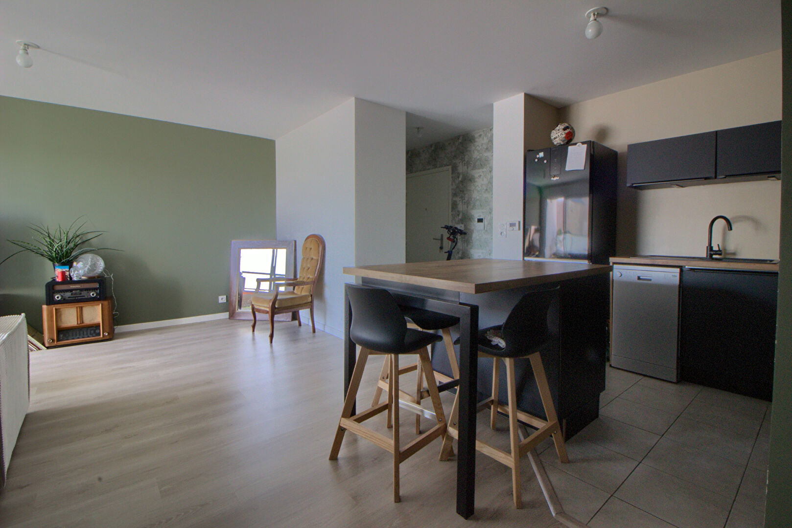 Photo À vendre ? Appartement T3 récent avec balcon et parking ? Rennes ? boulevard voltaire image 1/6