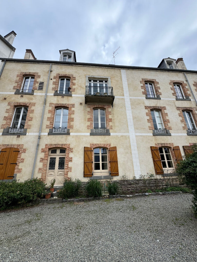 À vendre ? Ensemble immobilier à fort potentiel, rue Jean Guéhenno à Rennes