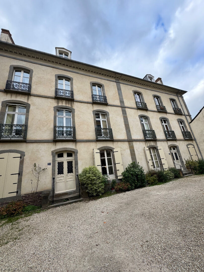 Photo À vendre ? Ensemble immobilier à fort potentiel, rue Jean Guéhenno à Rennes image 2/2