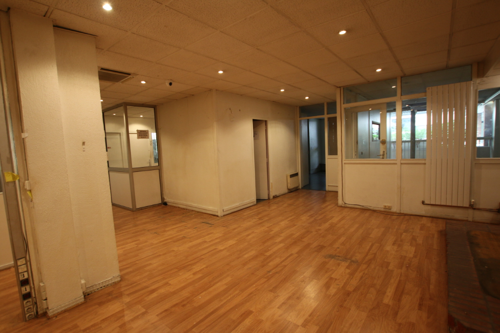 Vente Local de 530 m² - PARIS 75011 | ETUDE VALRI - AR photo3