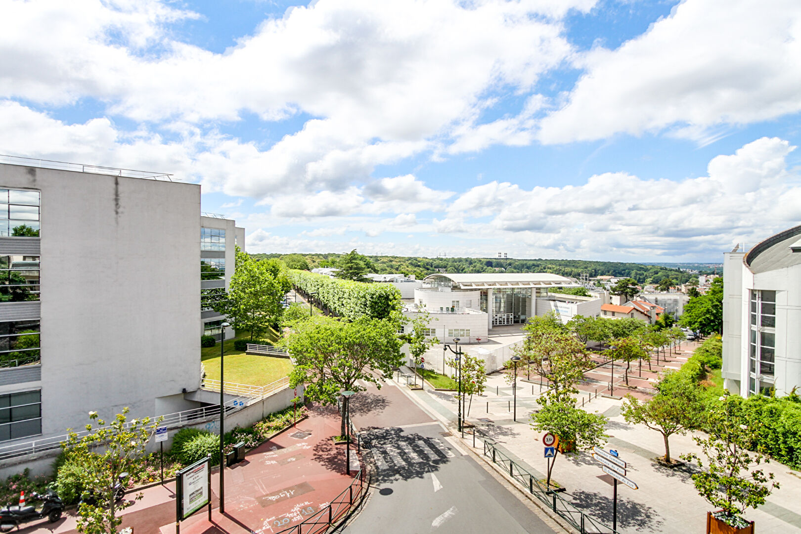 Photo Appartement Chatillon 4 pièce(s) 84 m2 image 3/6