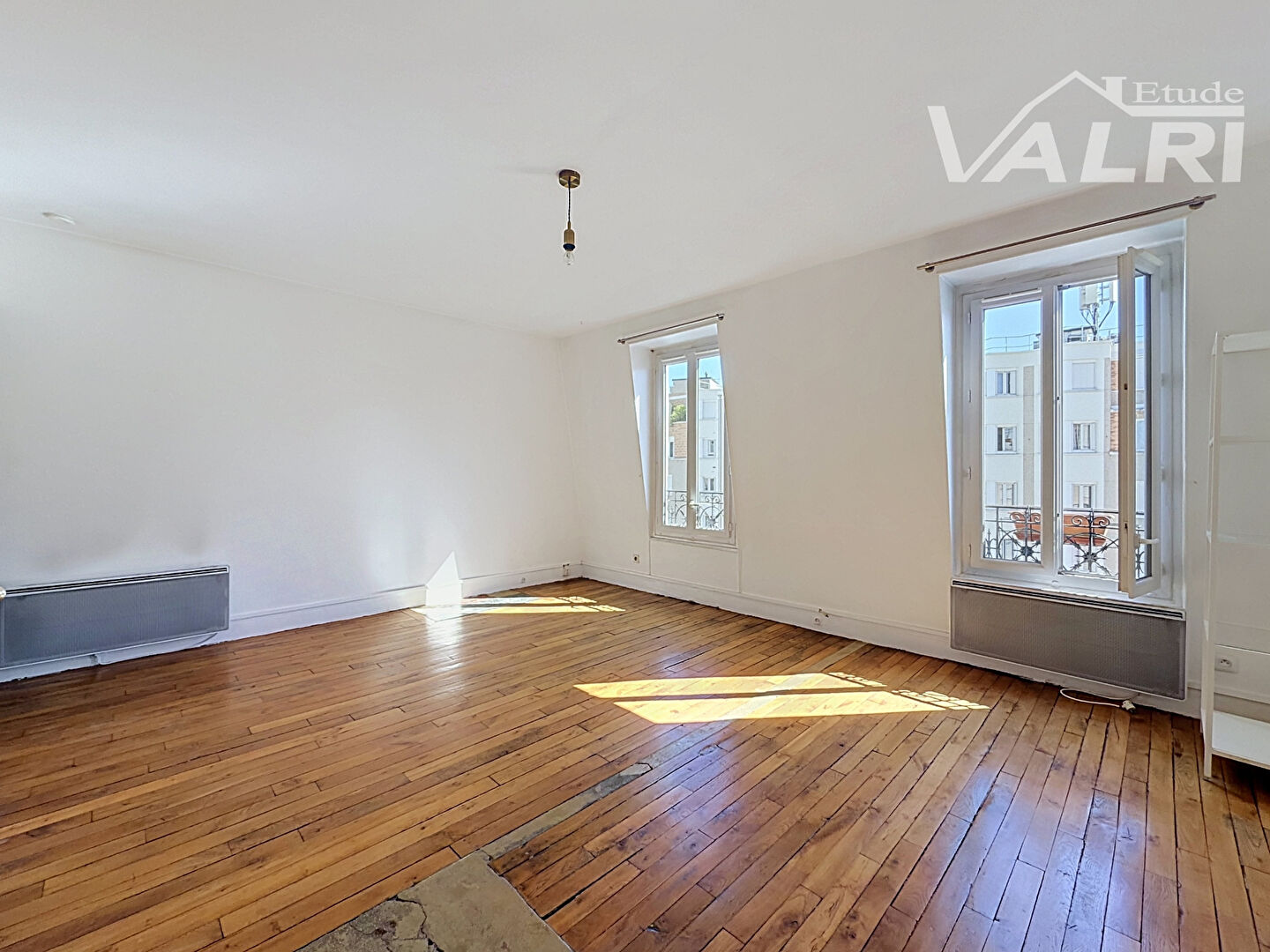 Agence immobilière de ETUDE VALRI Paris - ETUDE VALRI