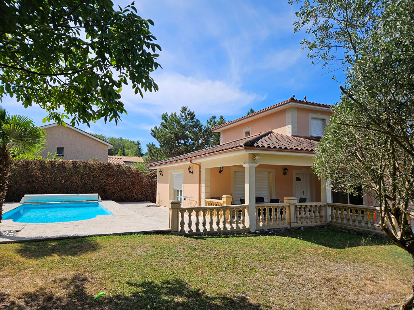 Agence immobilière de PROVIMO - Evelyne LEVRA - LEVRA Evelyne