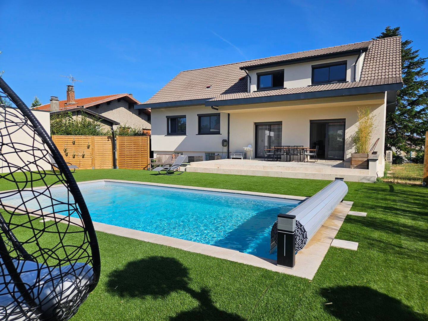 MAISON FAMILIALE MODERNE