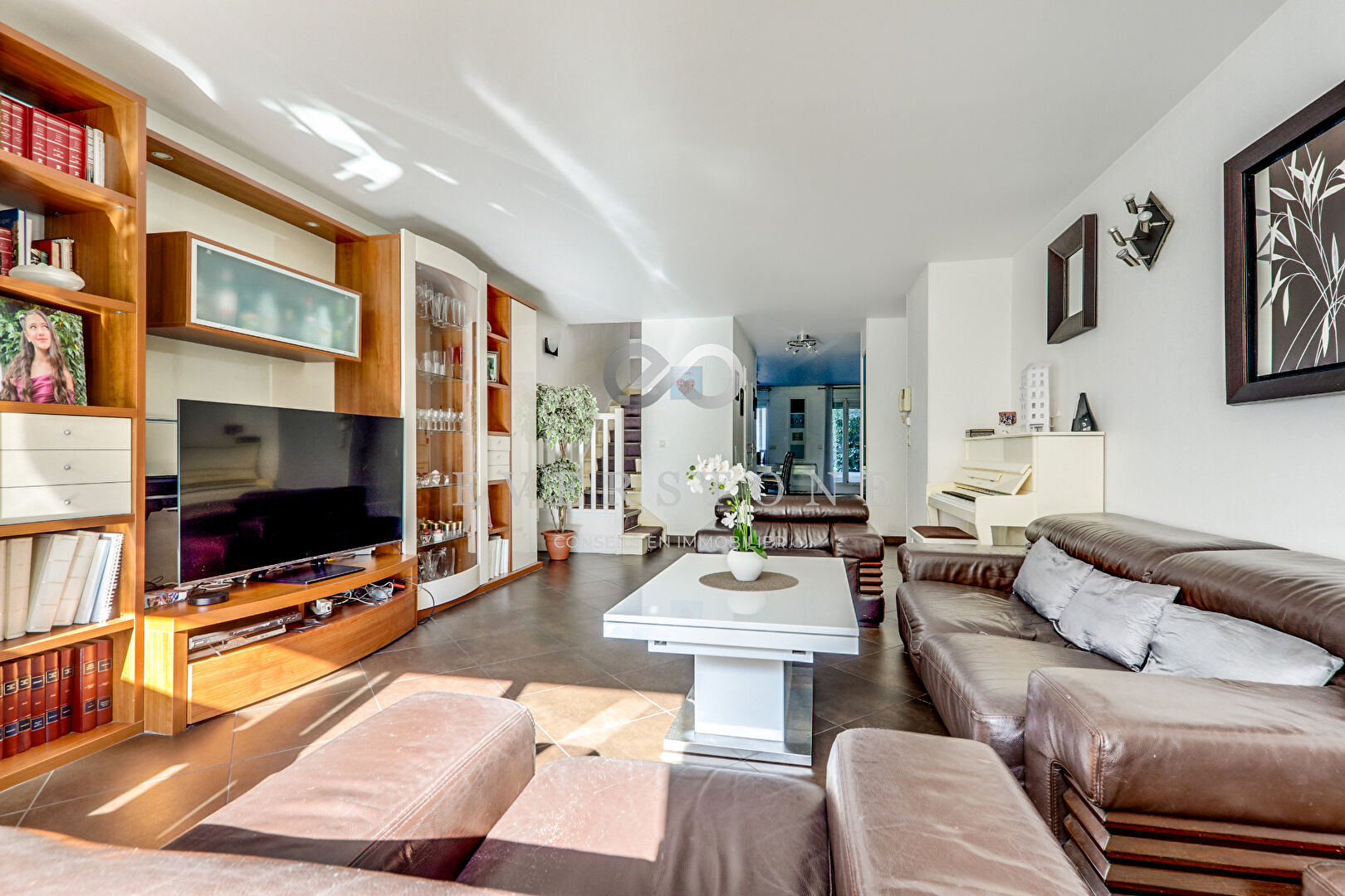 Photo Courbevoie - Coeur de Ville - Appartement avec jardin de 237 m², comme une maison... image 3/6