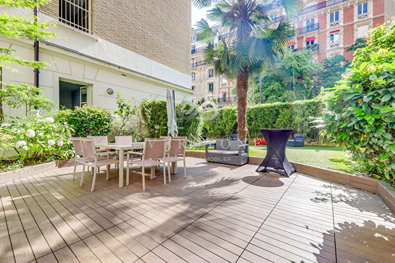 Photo Exclusivité - Paris - La Muette - Rue du Conseiller Collignon image 4/6