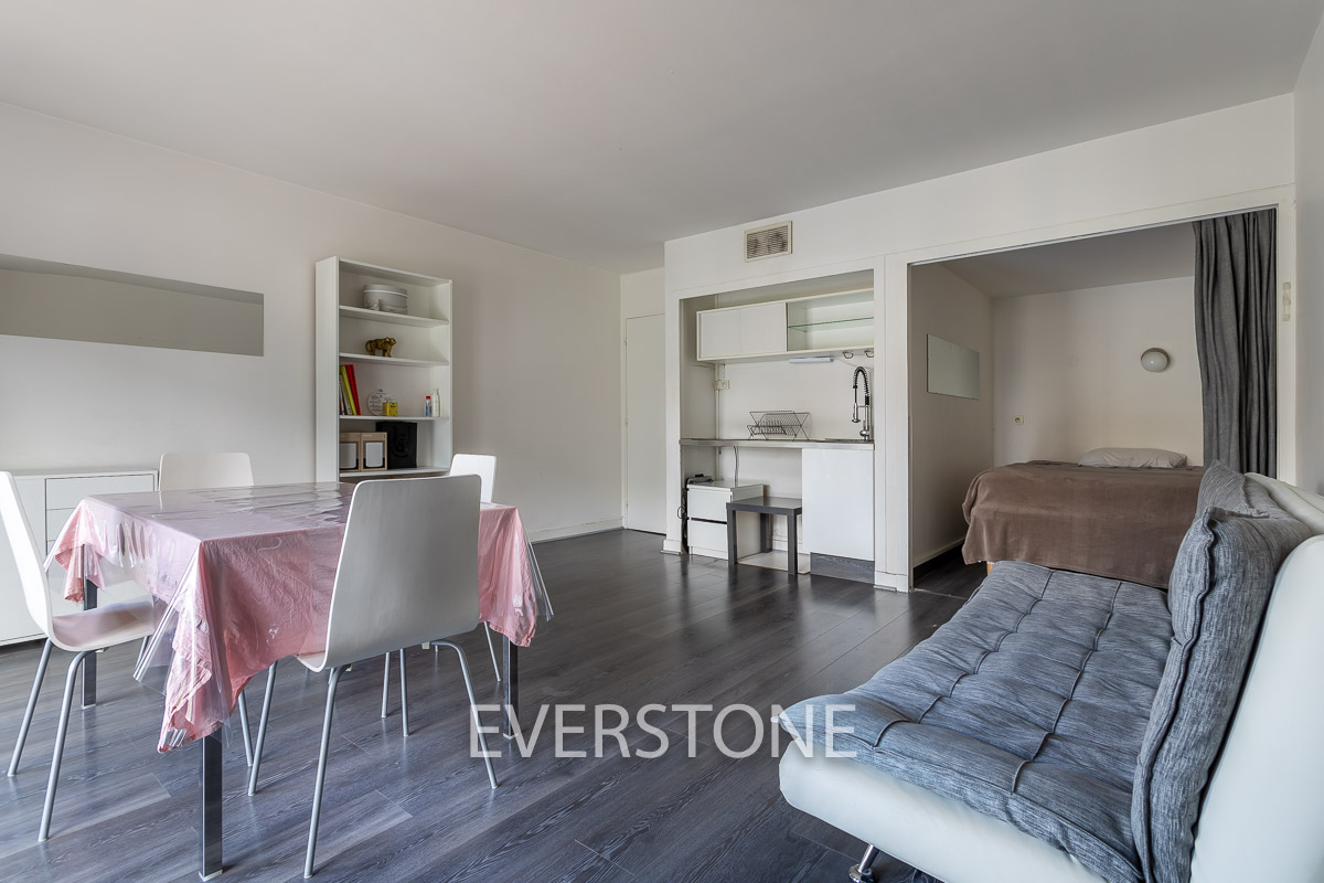 Photo Appartement Neuilly Sur Seine 1 pièce(s) 40.5 m2 image 4/6