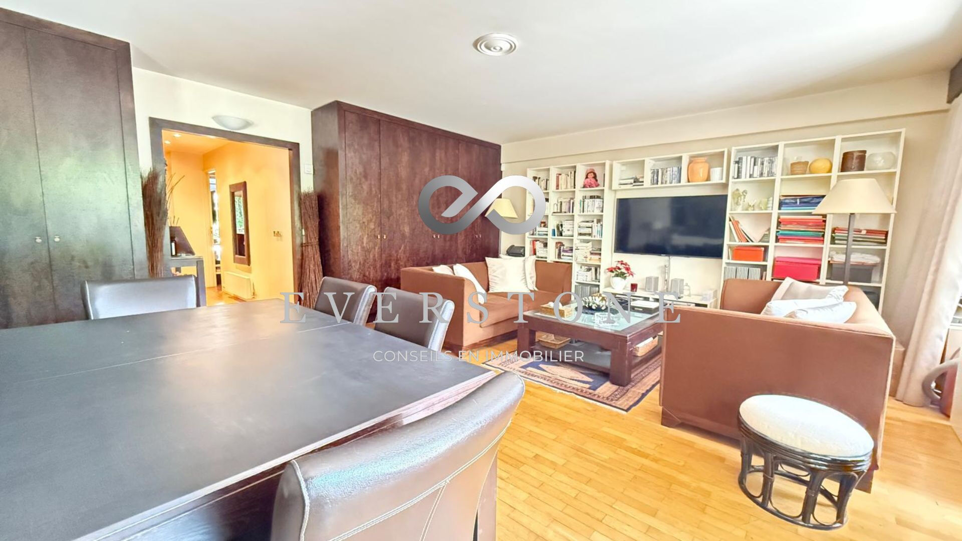 Photo Appartement Neuilly Sur Seine 3 pièce(s) 63 m2 image 5/6