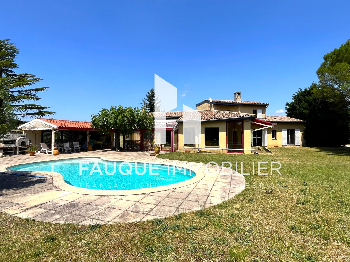 Photo CHABEUIL, EXCLUSIVITÉ   Villa de 190m2 hab dans un parc arbo image 4/6