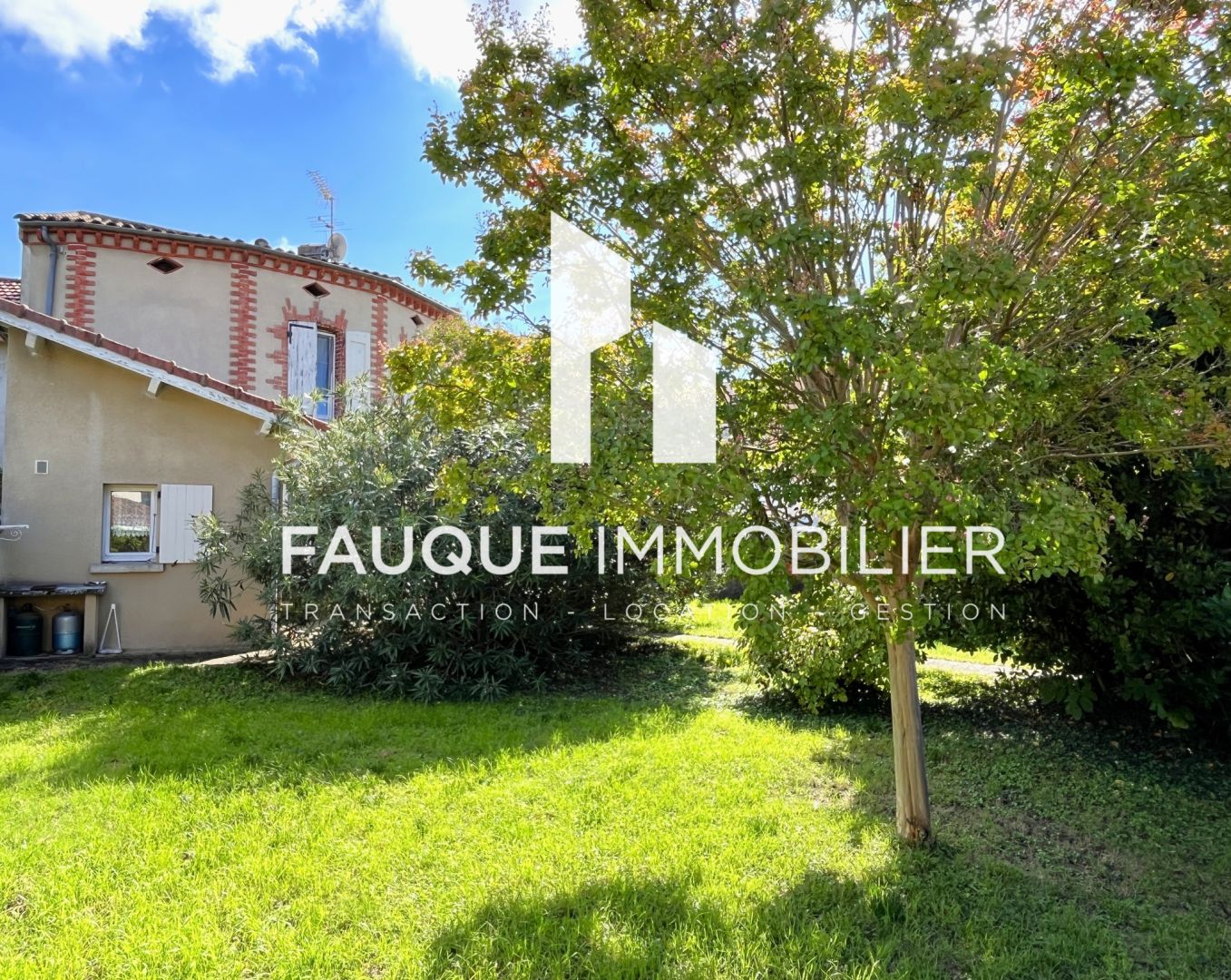 Photo EXCLUSIVITE. CHABEUIL, Au coeur du village, maison lumineuse image 5/6