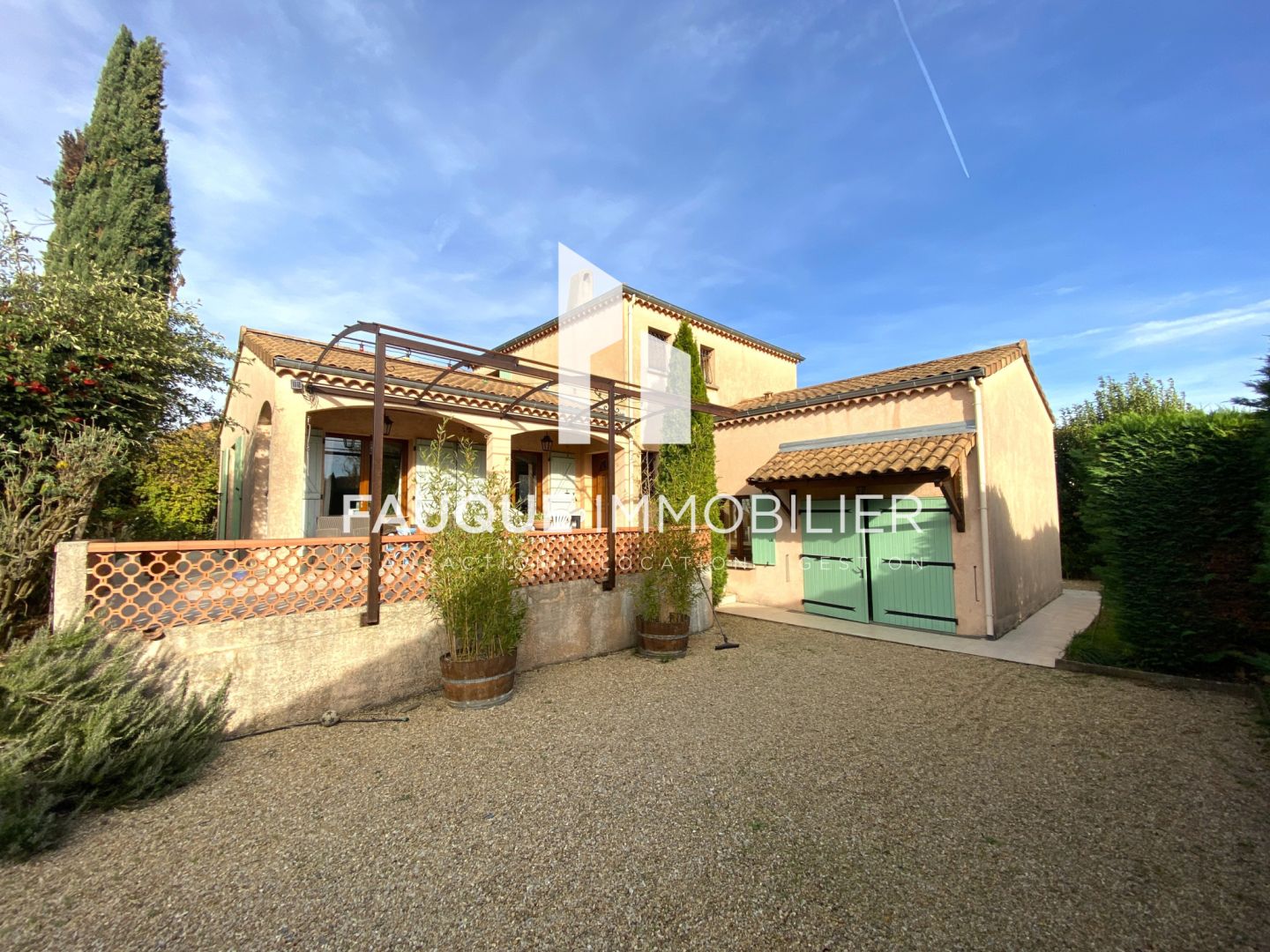 Maison familiale proche collège et commodités