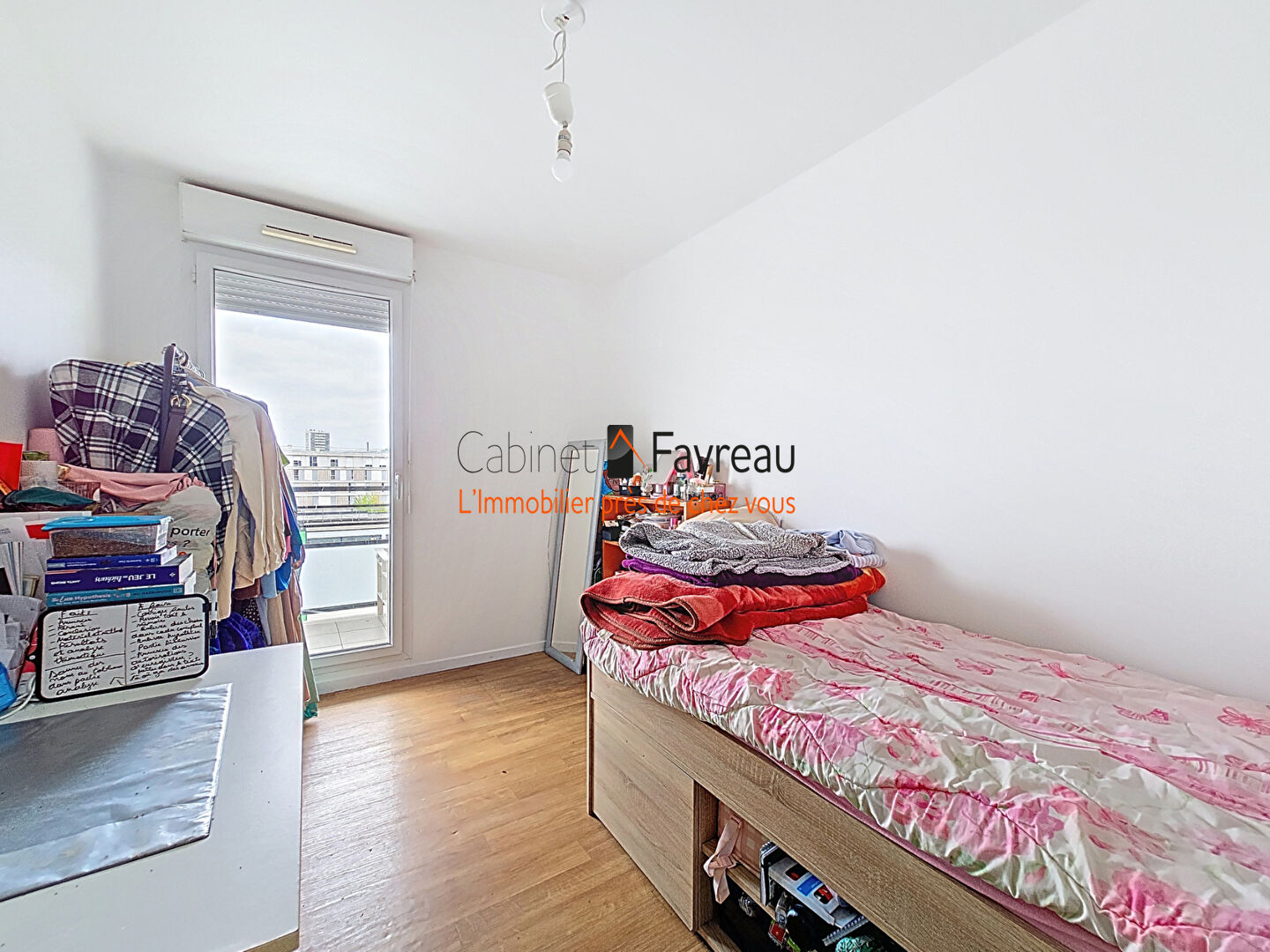 Photo FRESNES - APPARTEMENT 4 PIECES - RECENT - TERRASSE - LUMINEUX image 6/6