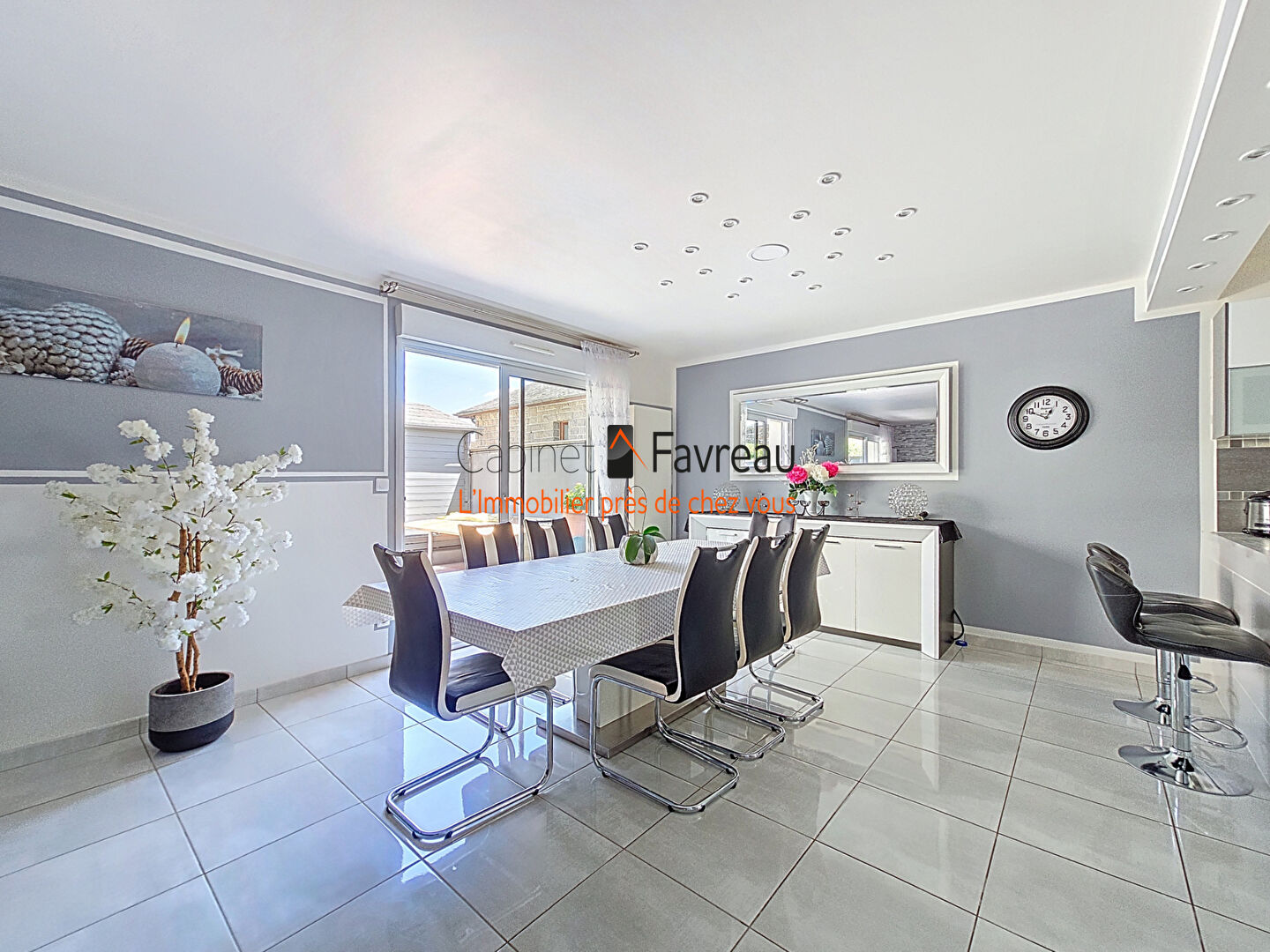 Photo EXCLUSIVITE - COUP DE COEUR - MAISON - 6 PIECES - JARDIN image 3/6