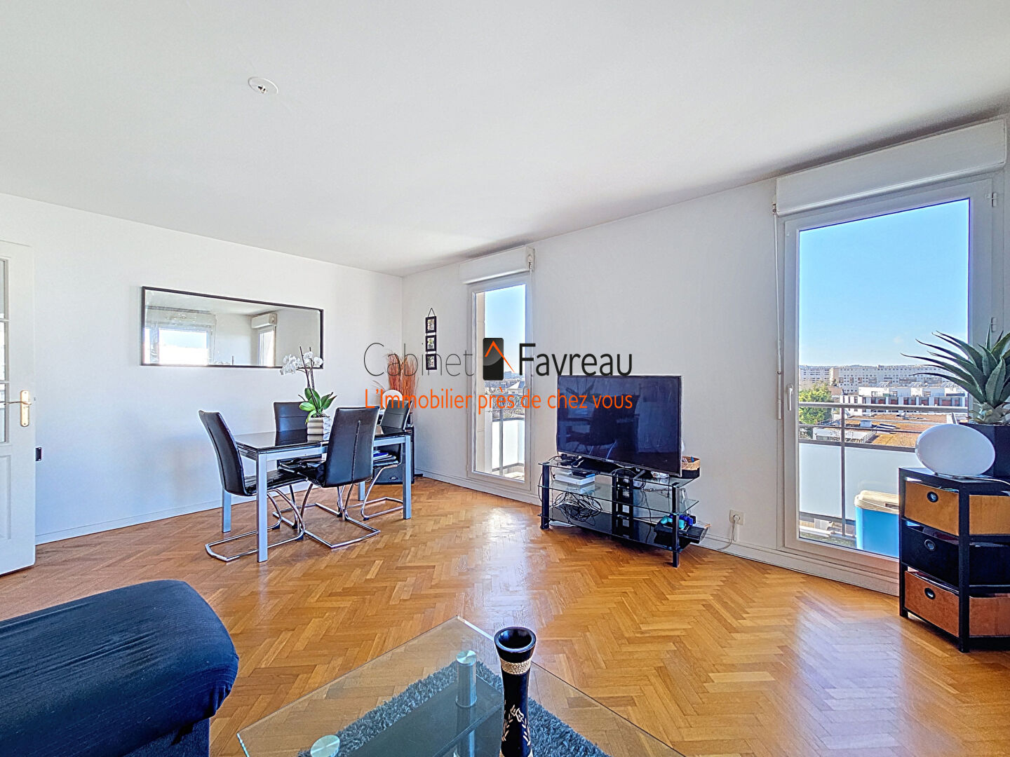 Photo EXCLUSIVITE - FRESNES - CENTRE VILLE - 3 PIECES - TERRASSE - LUMINEUX image 2/6