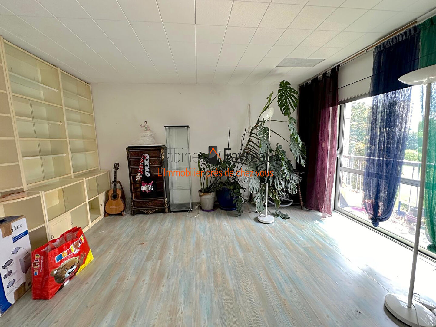 FRESNES - CLOS LA GARENNE - 5 PIECES - LUMINEUX