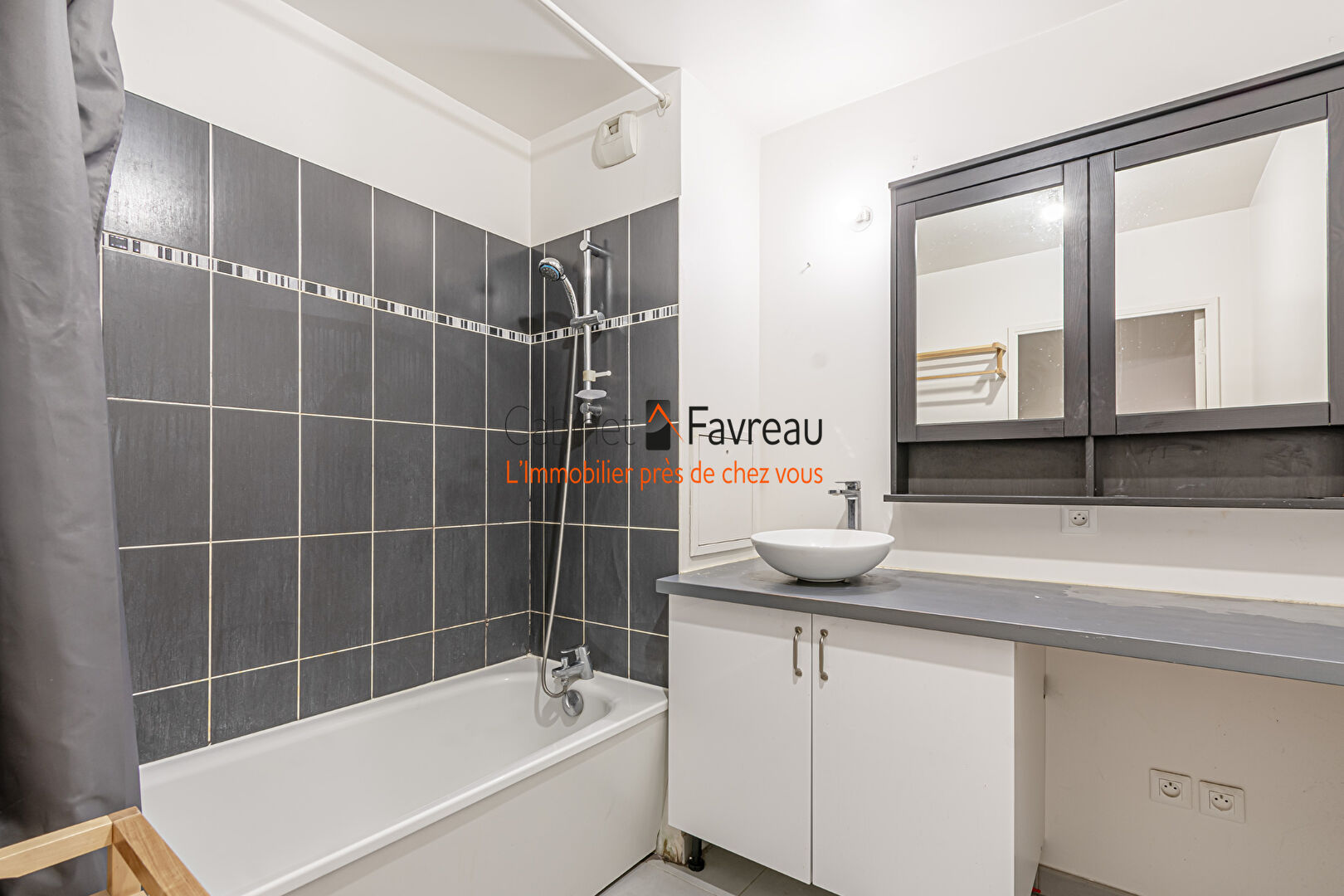 Photo VITRY SUR SEINE-TRAMWAY T9-MÉTRO PVC-APPARTEMENT 3 pièces 65 m² - PARKING image 6/6