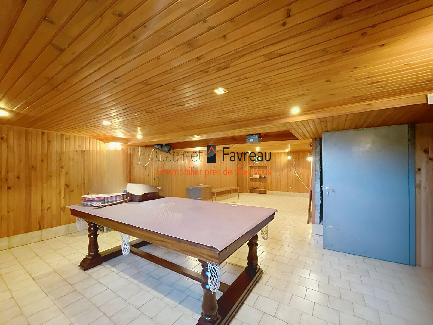 Photo [CABINET FAVREAU] - MORANGIS - Belle maison de 7 pièces avec 2 garages et grand jardin arboré image 4/6