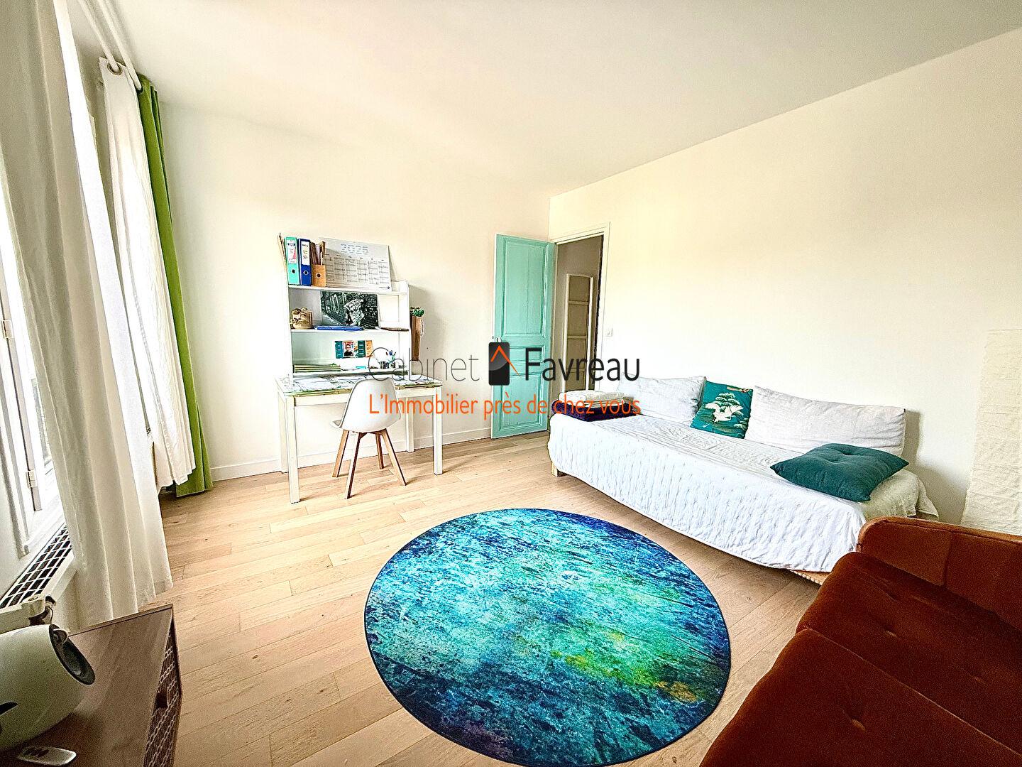 Photo CENTRE-VILLE - Appartement de 4 pièces d'environ 76m² au dernier étage avec cave et box en sus image 5/6