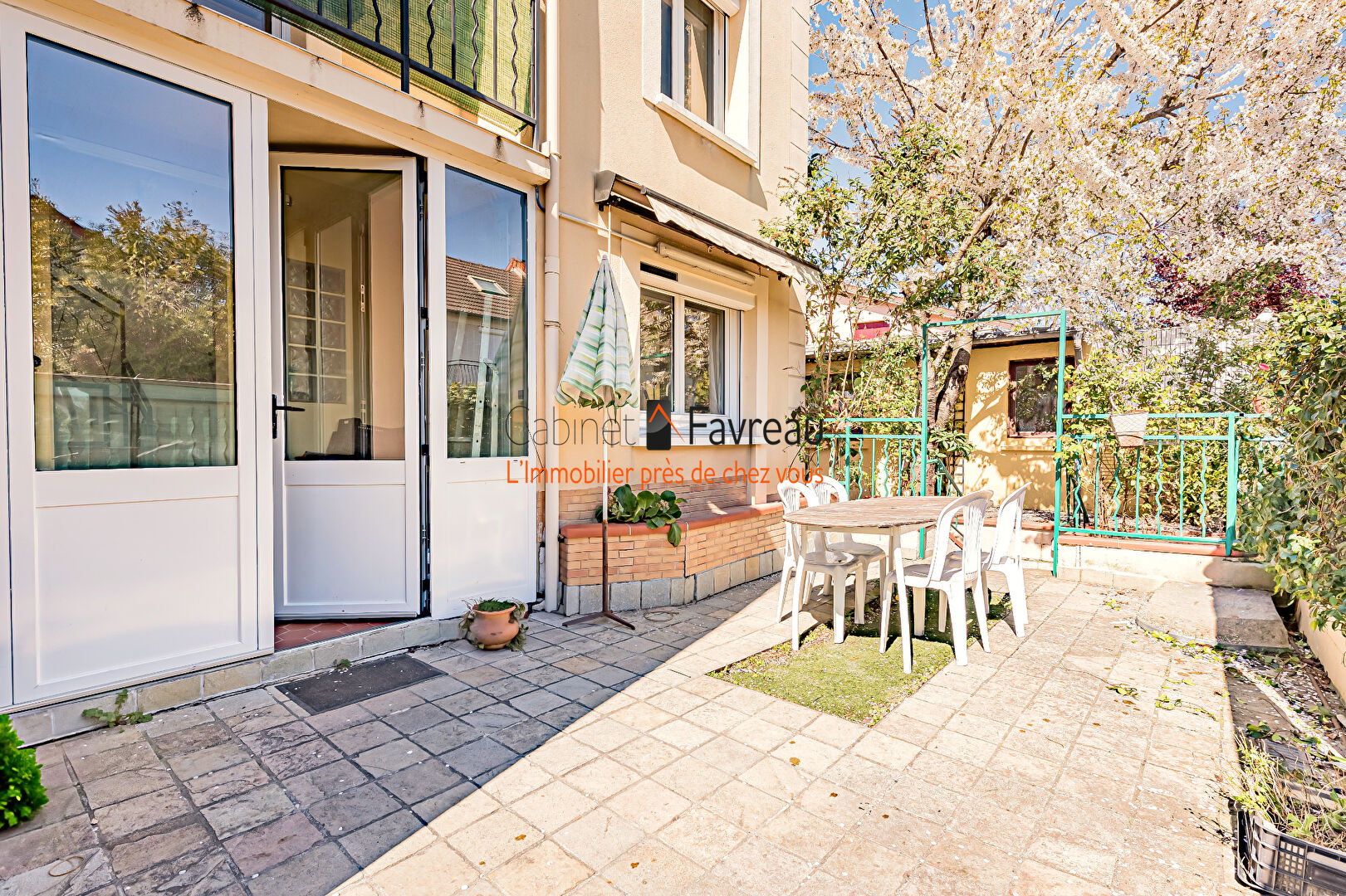 Photo ARCUEIL - 94110 - Maison familiale 4 pièces avec cour arborée et garage image 2/6