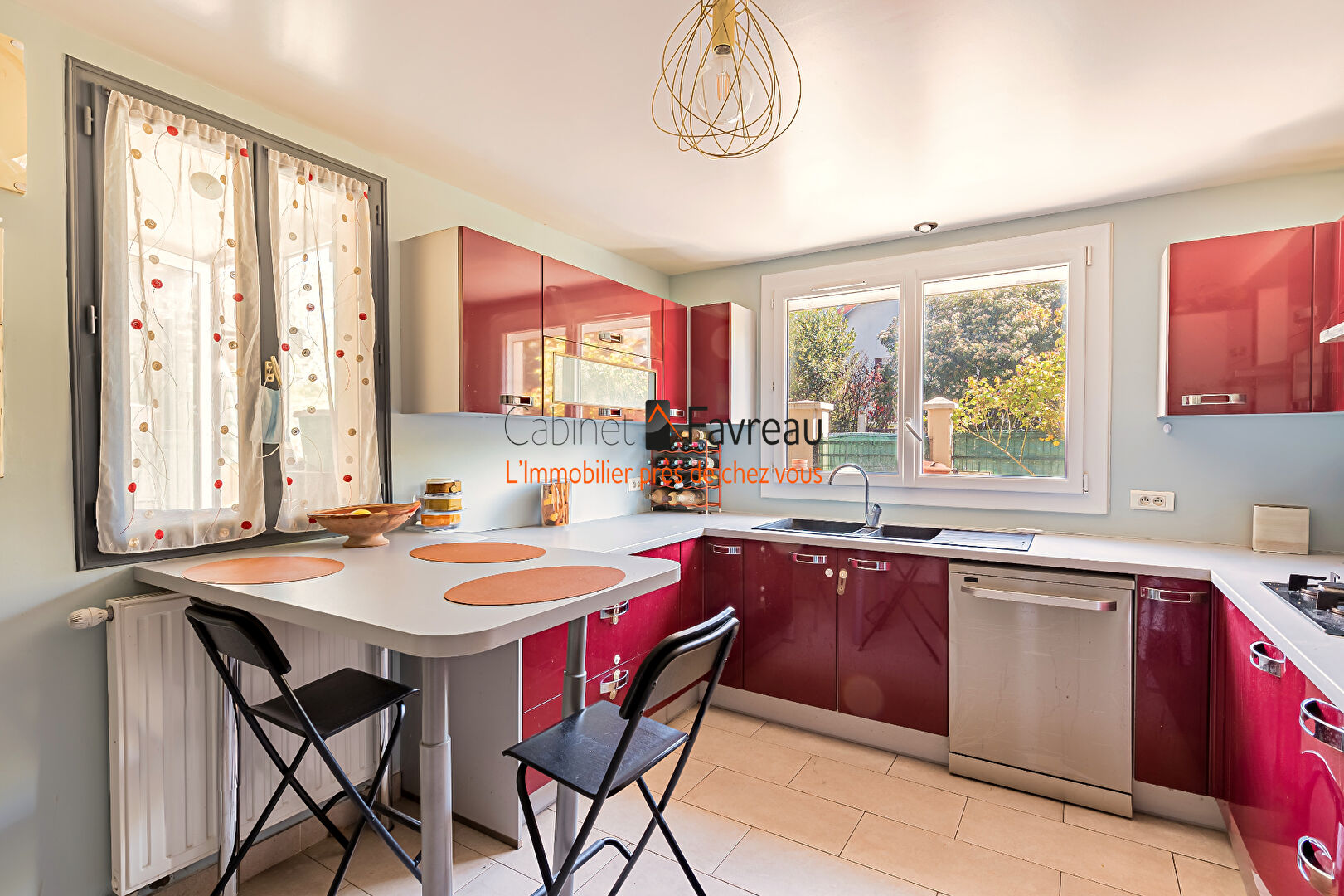 Photo ARCUEIL - 94110 - Maison familiale 4 pièces avec cour arborée et garage image 4/6