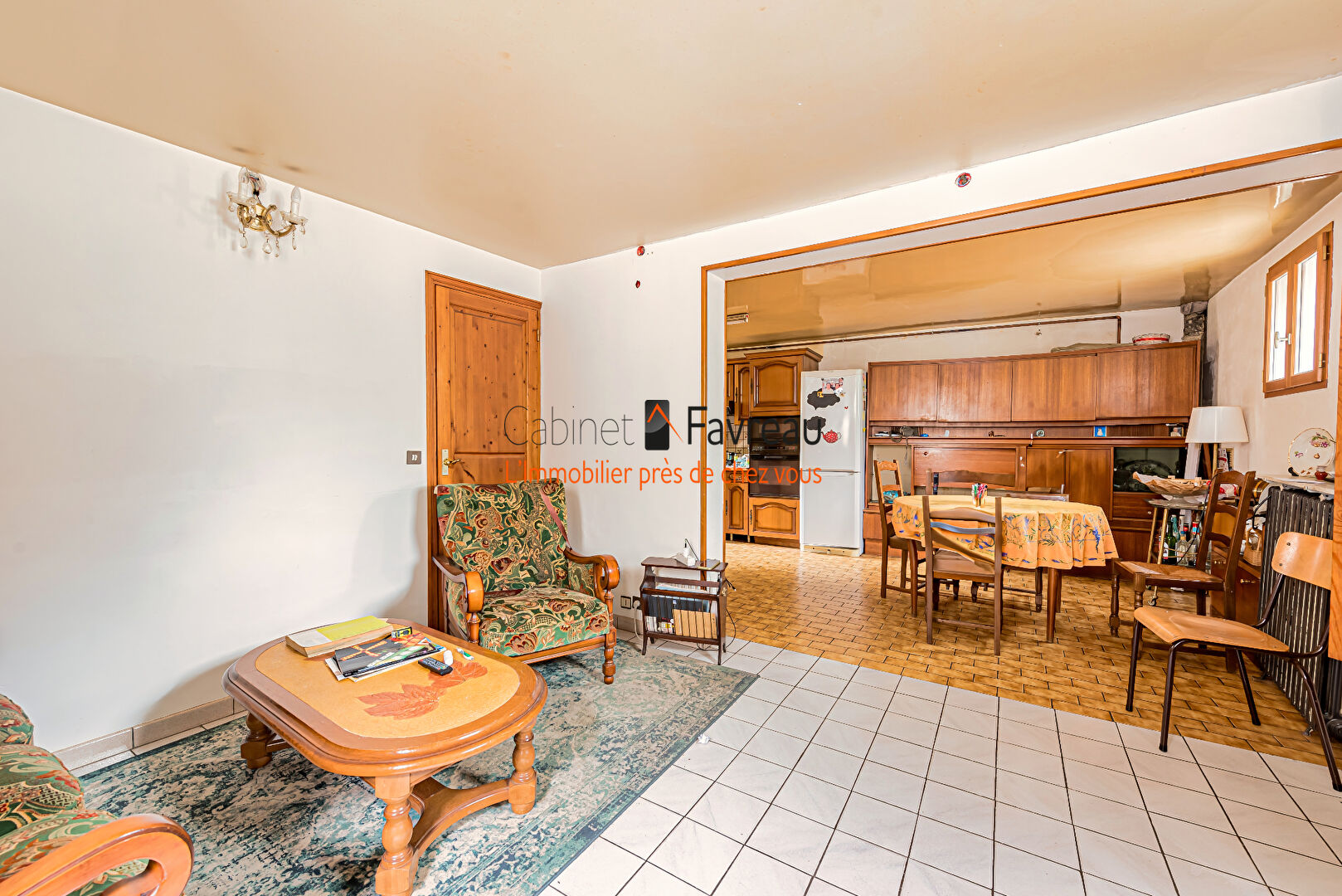 Photo 94110 - ARCUEIL CENTRE-VILLE - MAISON FAMILIALE 5 PIECES DE 108m² AVEC GARAGE ET JARDIN image 2/6