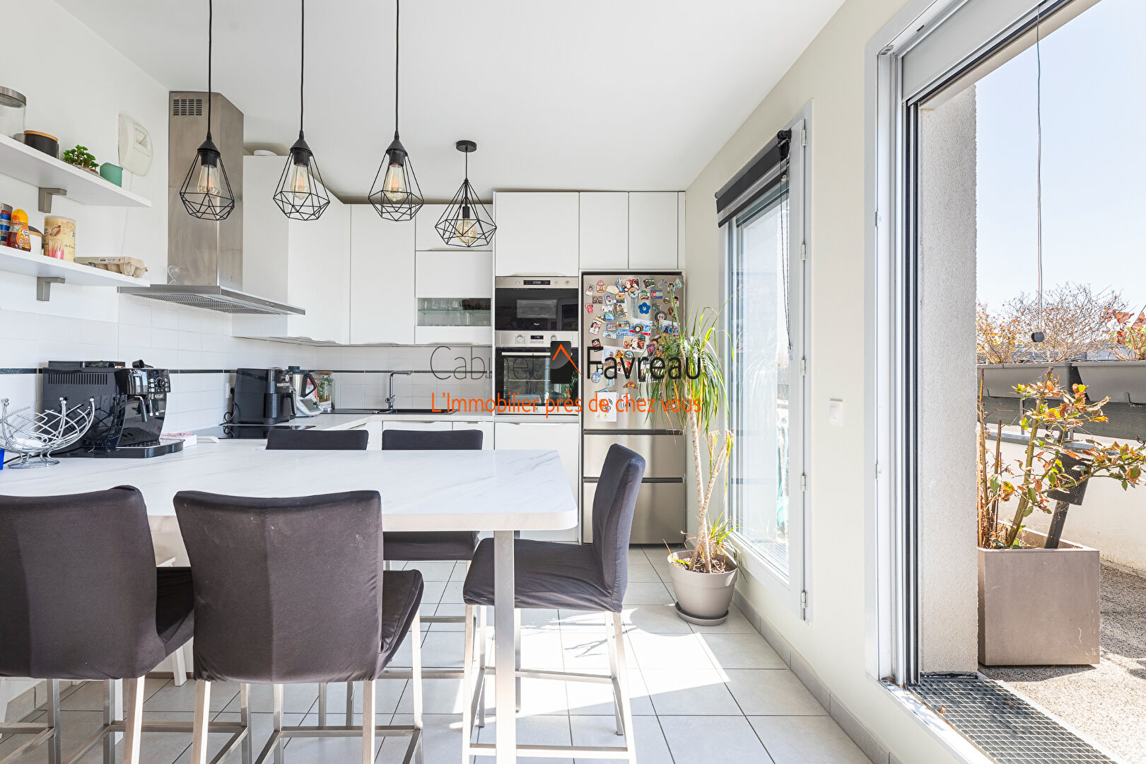 94250 - GENTILLY - APPARTEMENT 4 PIÈCES EN DERNIER ETAGE AVEC TERRASSE DE 20m²