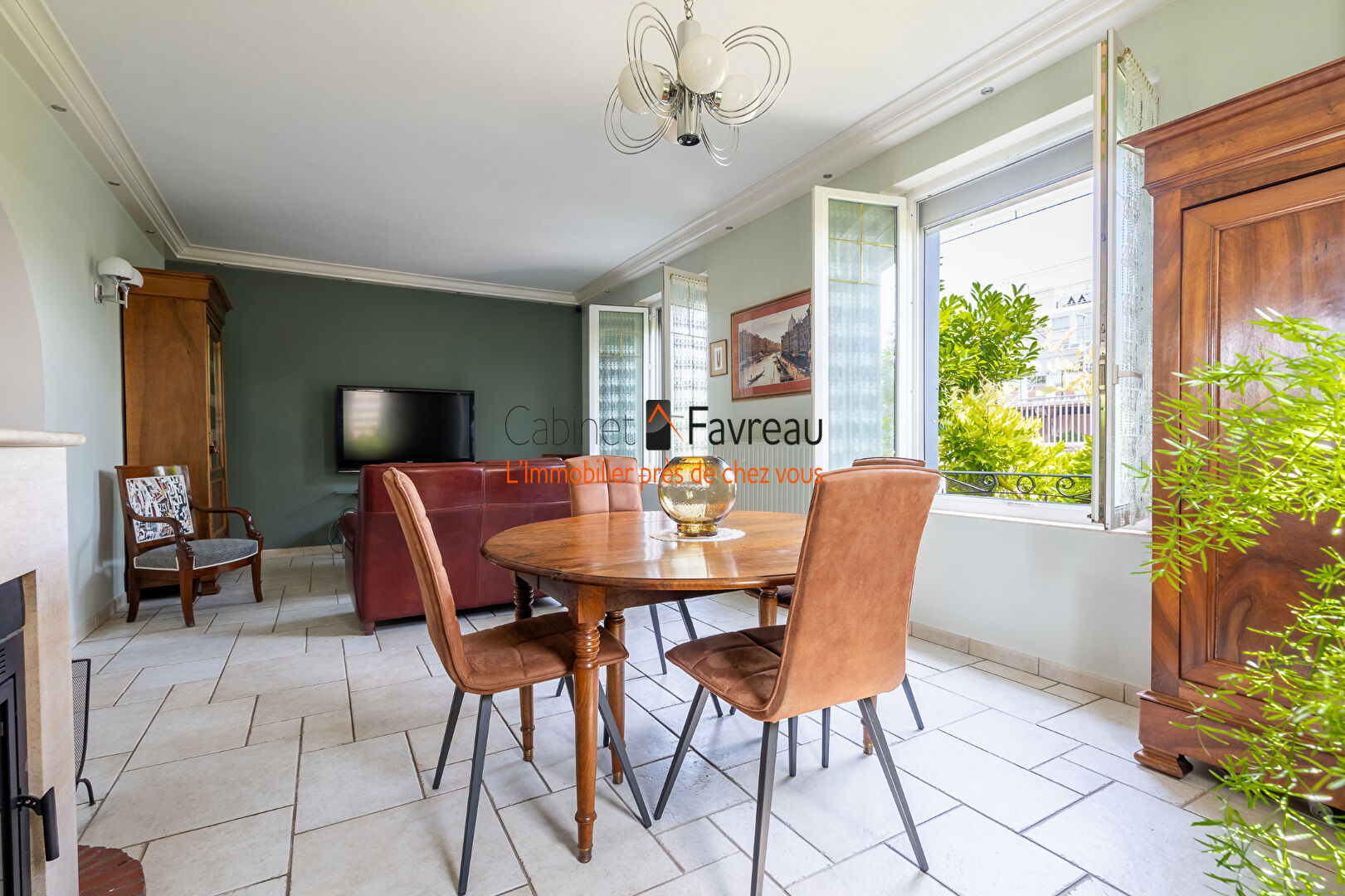 Photo 94110 - ARCUEIL - LAPLACE - MAISON EN PIERRE MEULIERE 132 m² AVEC TERRASSE ET DOUBLE GARAGE image 4/6