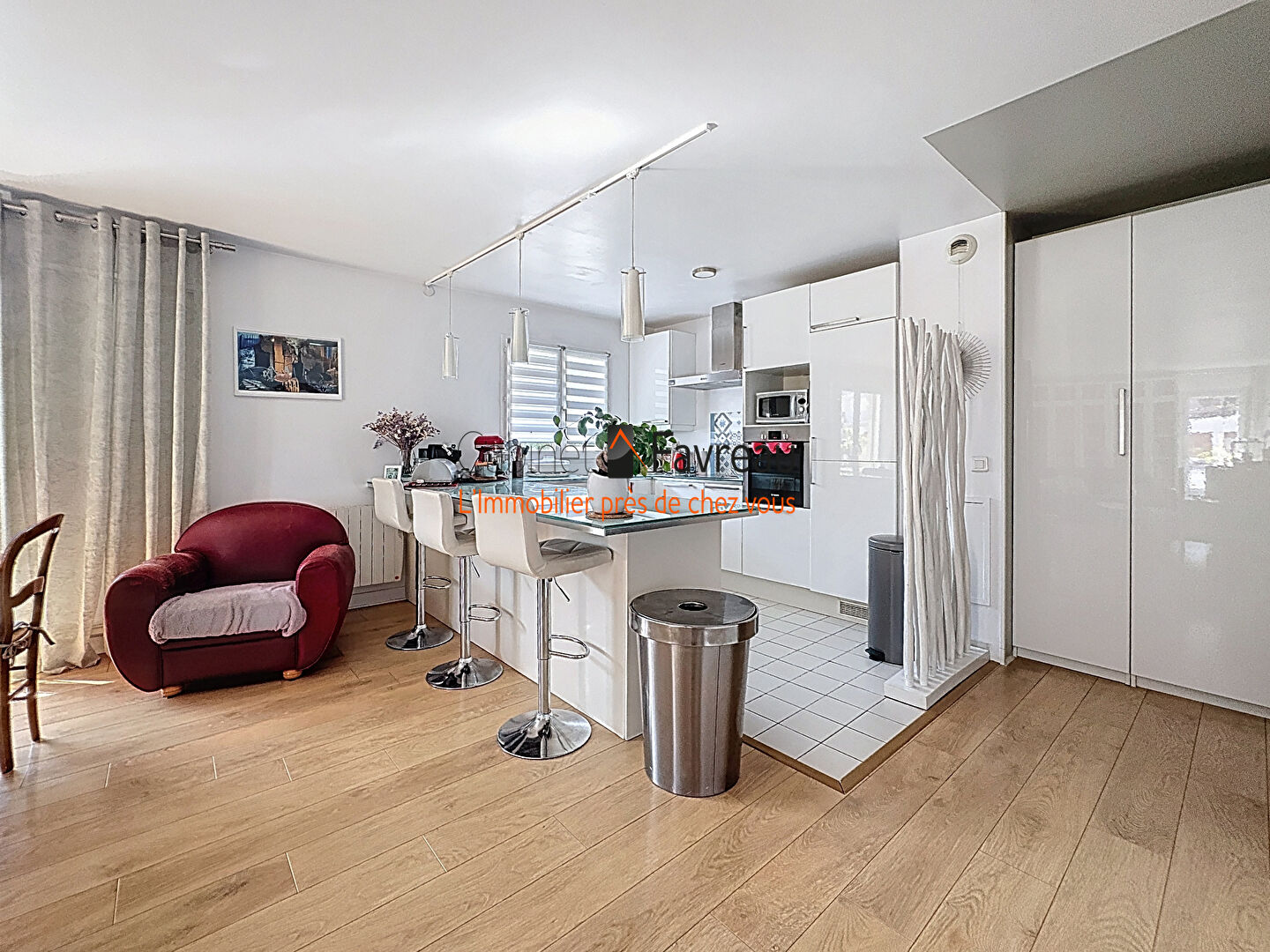 Photo NOUVEAU - APPARTEMENT 3/4 PIECES DE 76,46 M2 AVEC BALCON - CAVE ET PARKING EN SOUS-SOL - SECTEUR LES COQUETTES image 3/6