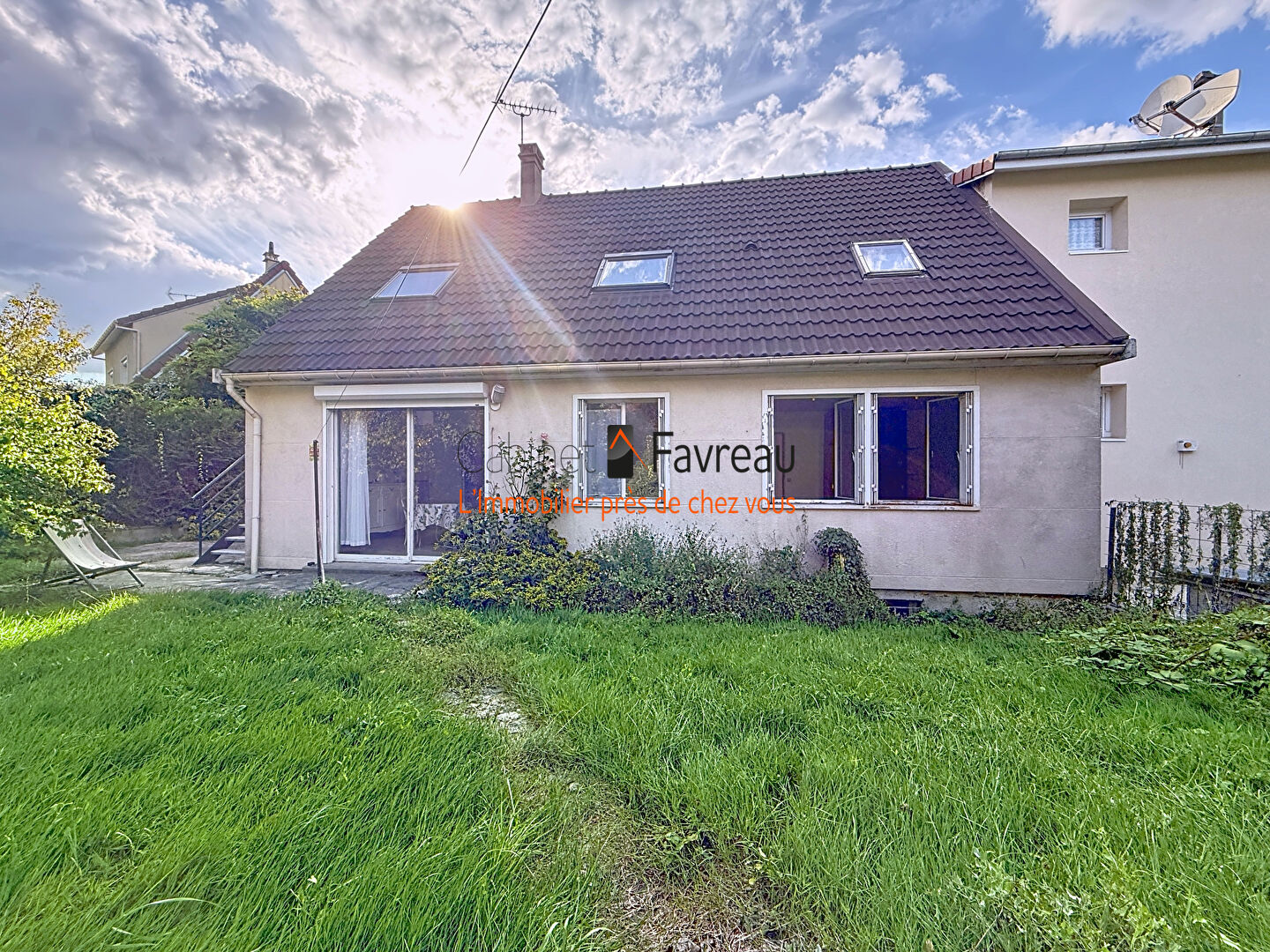LE CABINET FAVREAU - MAISON 7 PIECES AVEC JARDIN & 4 PLACES DE PARKING - LES CLOSEAUX-MARTINETS