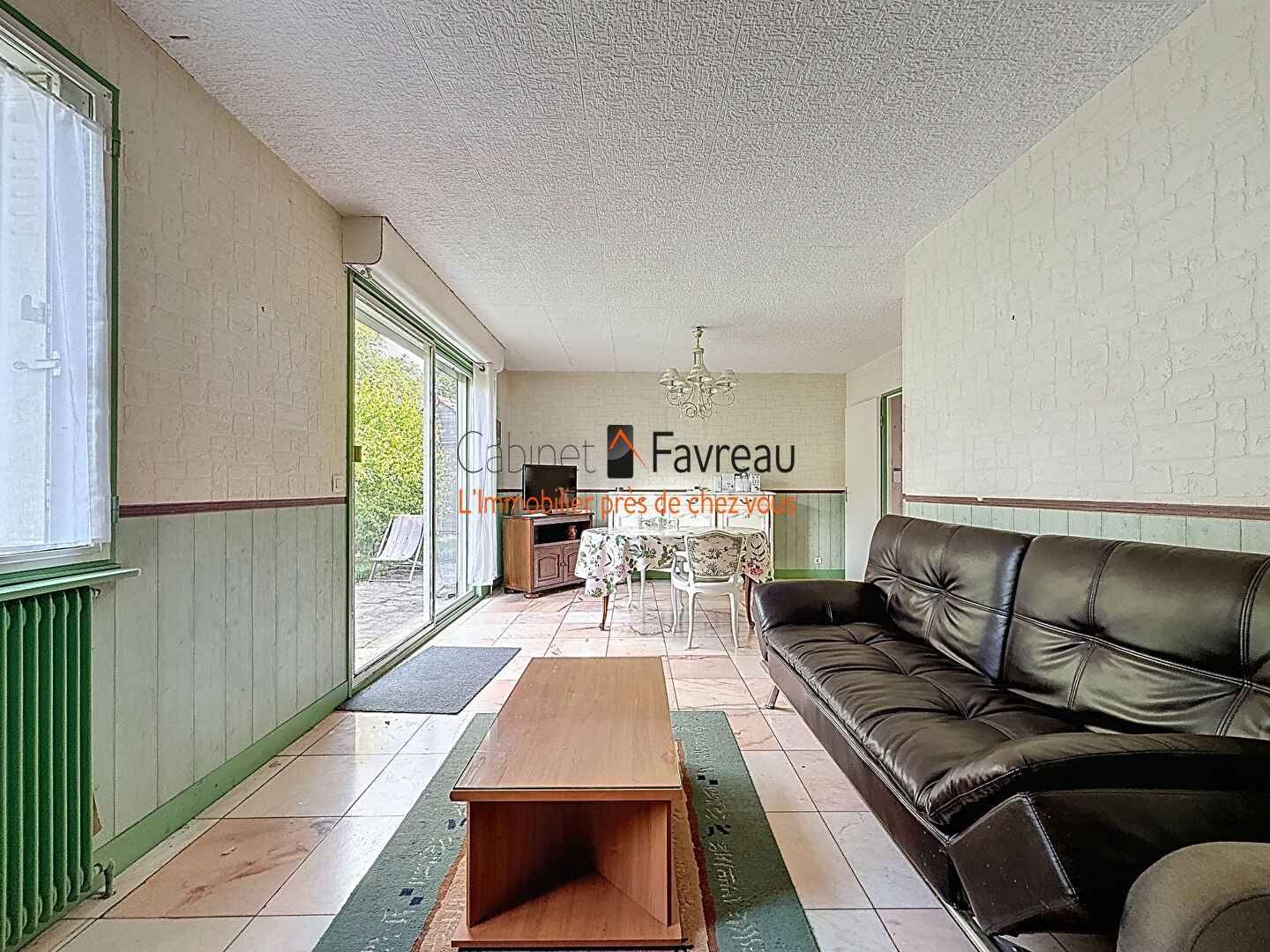 Photo LE CABINET FAVREAU - MAISON 7 PIECES AVEC JARDIN & 4 PLACES DE PARKING - LES CLOSEAUX-MARTINETS image 3/6