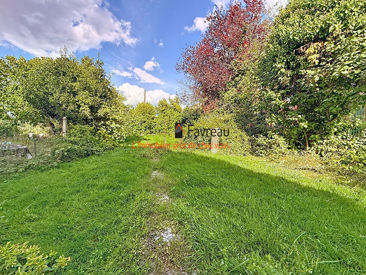 Photo LE CABINET FAVREAU - MAISON 7 PIECES AVEC JARDIN & 4 PLACES DE PARKING - LES CLOSEAUX-MARTINETS image 6/6