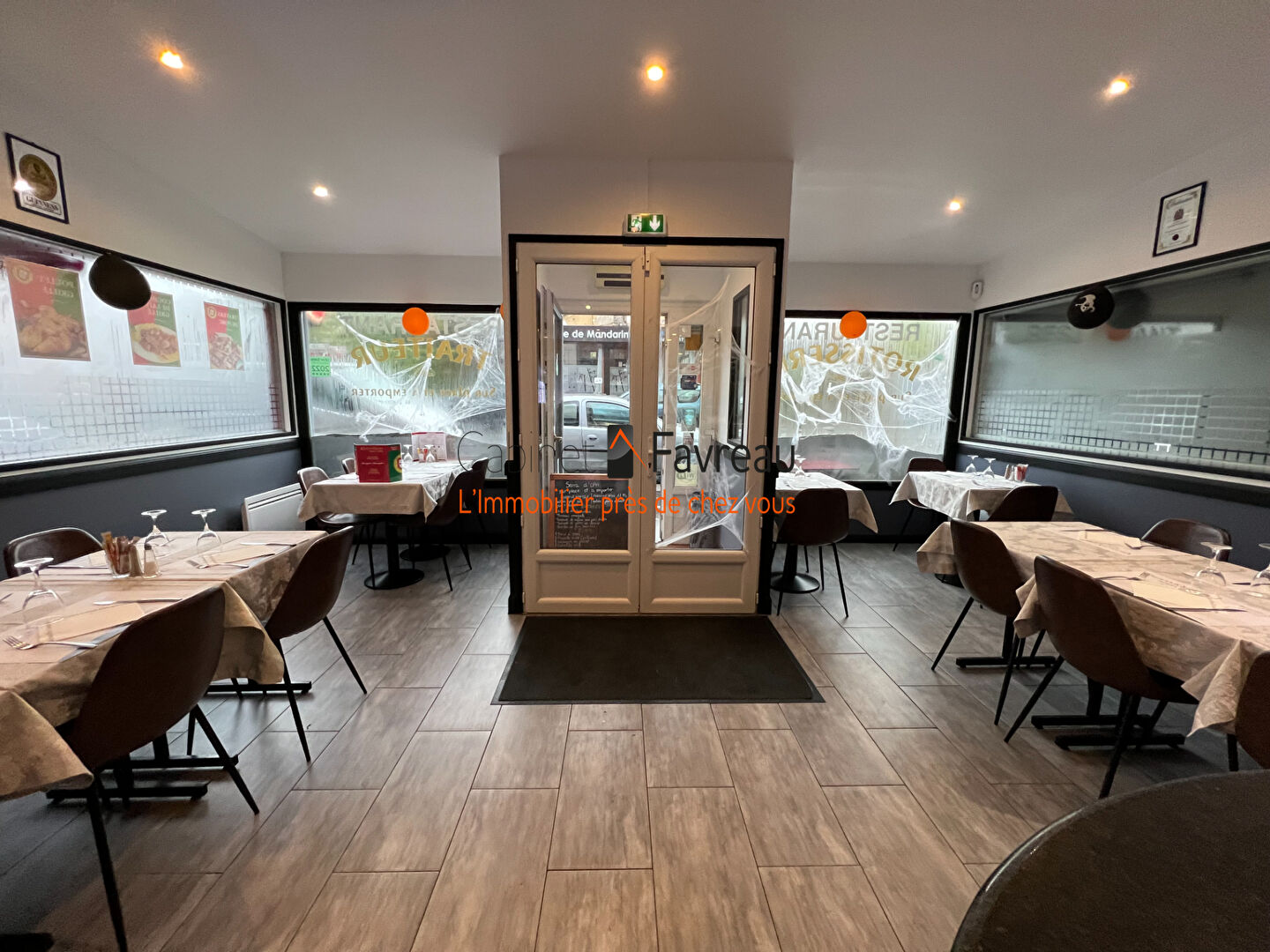 Photo L'HAY-LES-ROSES - Fonds de commerce restauration rapide à emporter et sur place, sandwicherie, rôtisserie, traiteur image 2/6