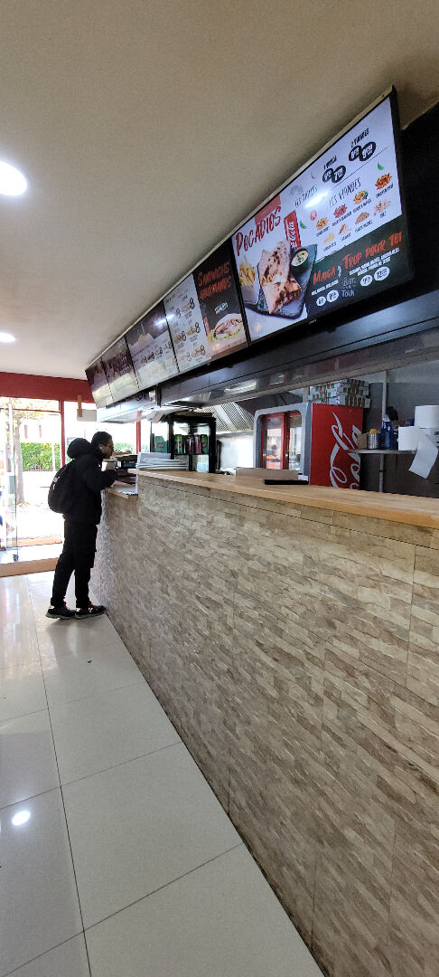 Photo LOCAL COMMERCIAL, VENDU LOUE - 84 M² - CHEVILLY-LARUE - 94550 image 3/4