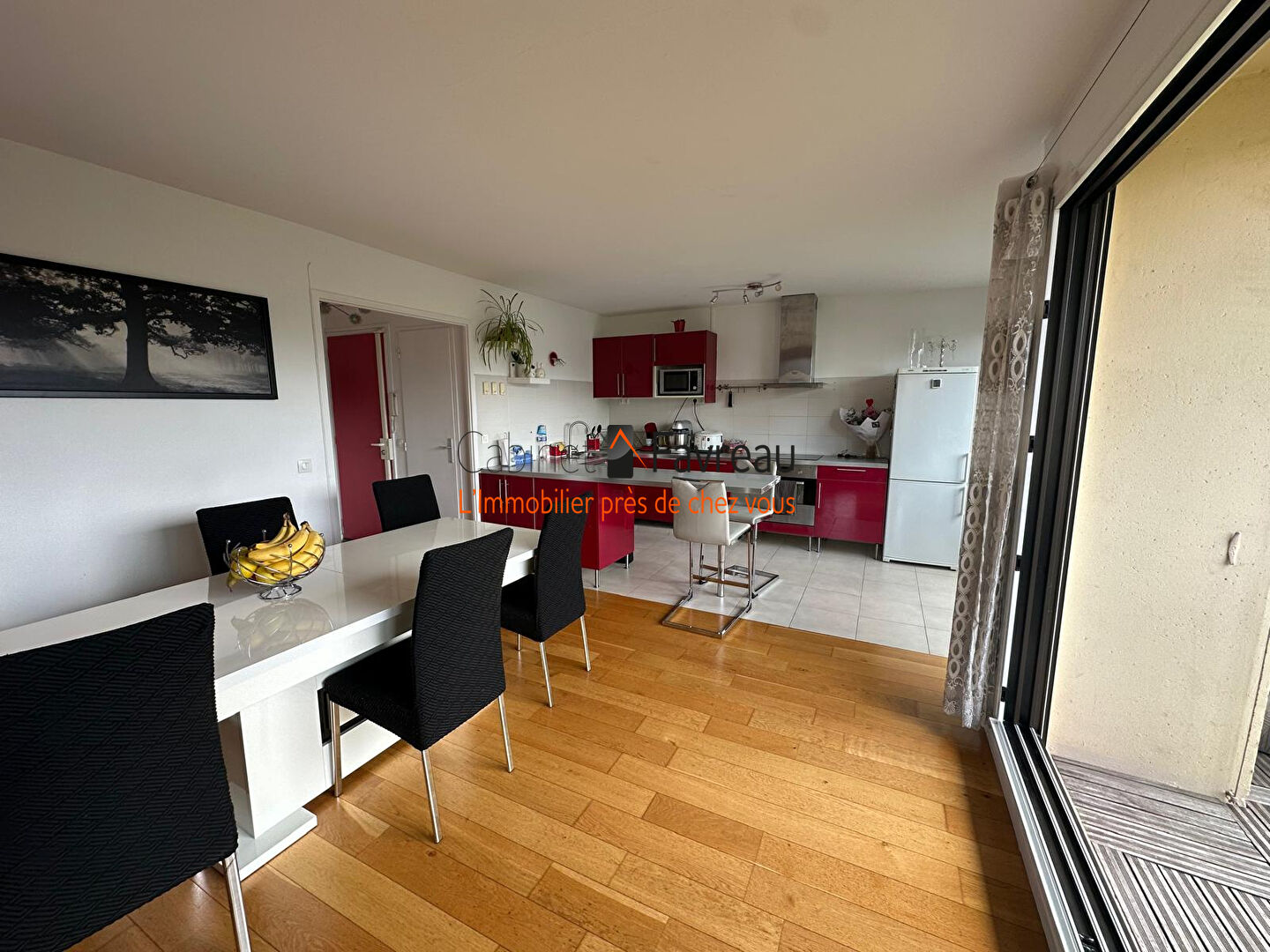 Photo 94240 - L HAY LES ROSES - APPARTEMENT - 4 PIECES - 74m2 - BALCON - PARKING - CALME image 2/6